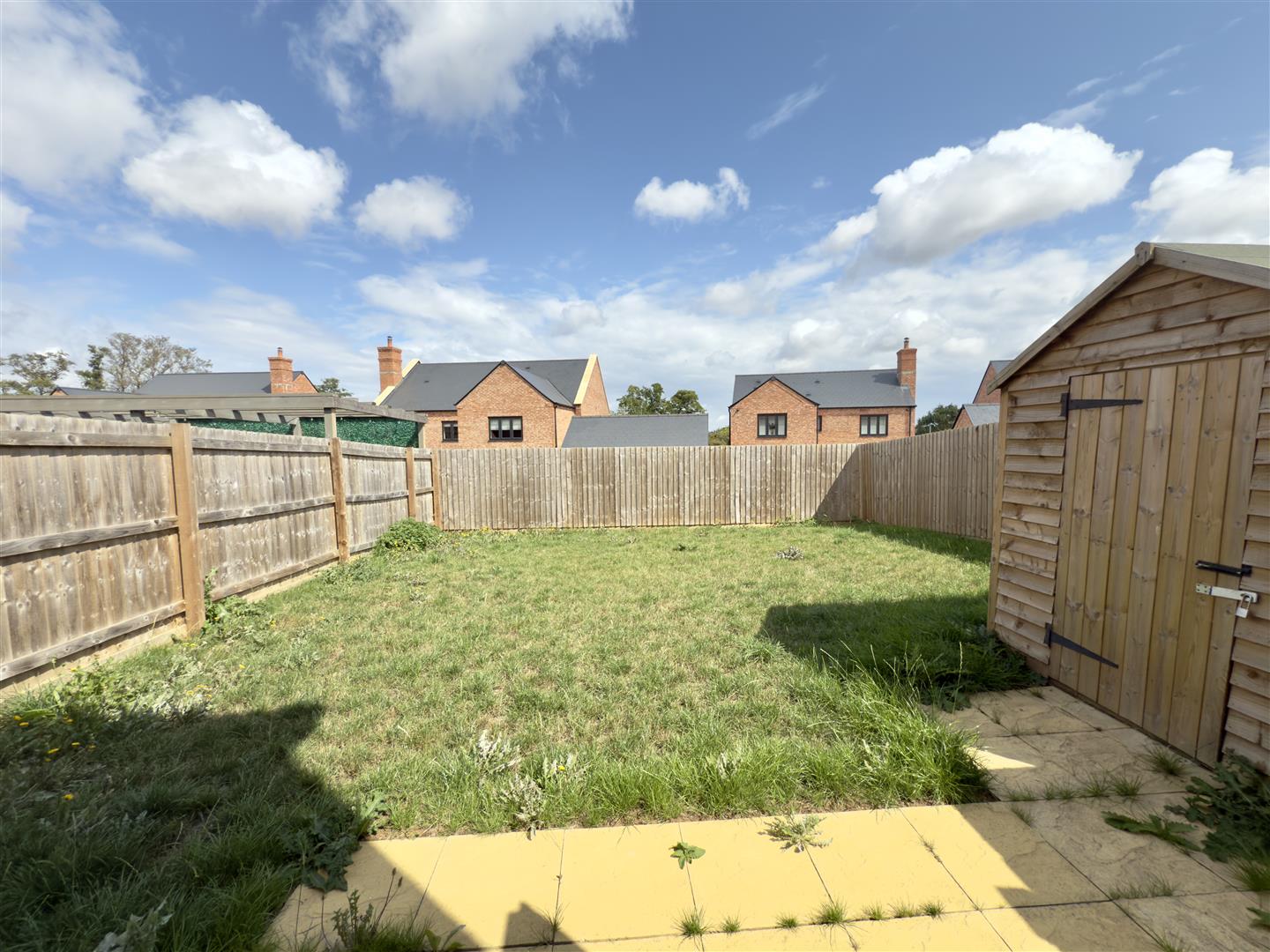 Grand Union Way, Weedon