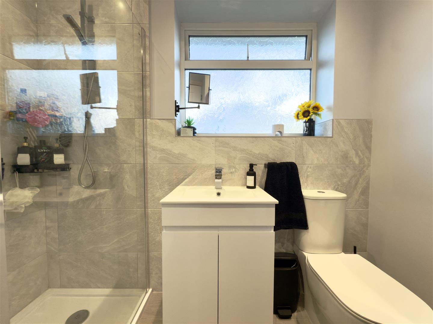 Harlestone Road, Duston