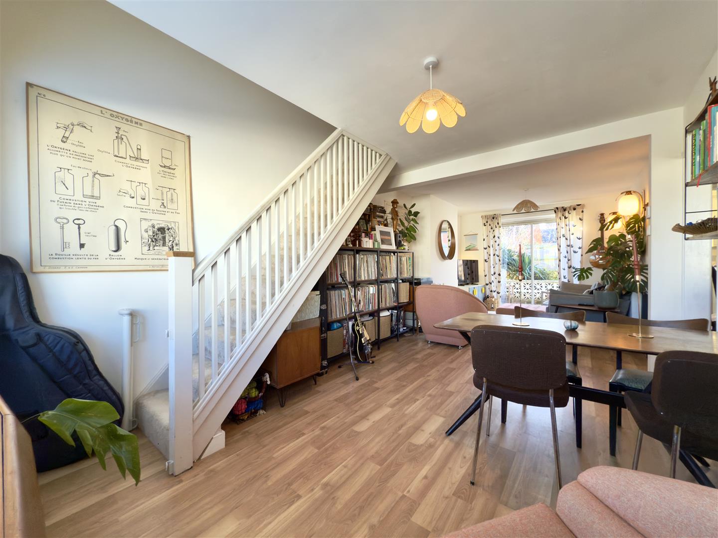 The Scarplands, Duston