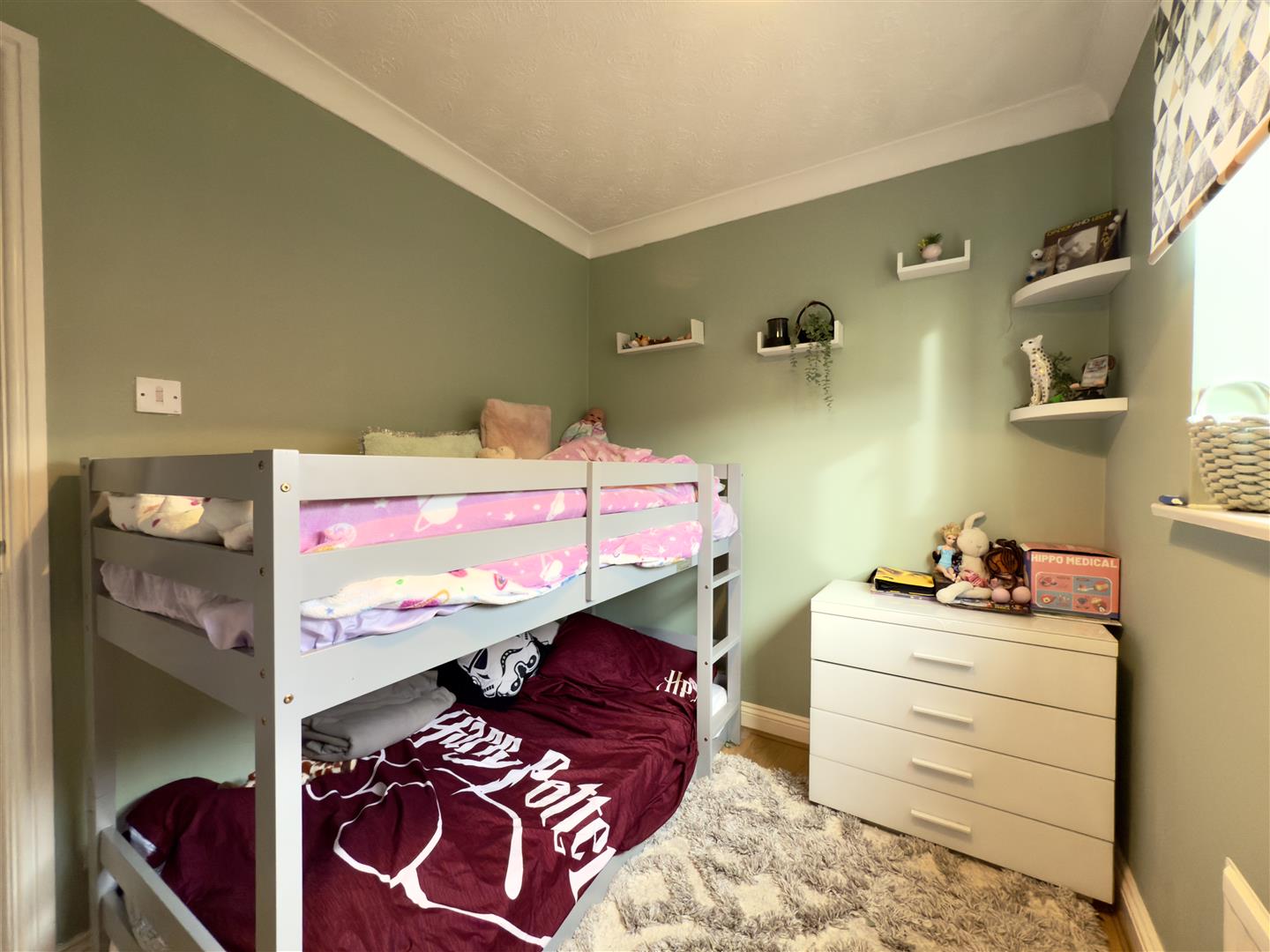 Excelsior Gardens, Duston