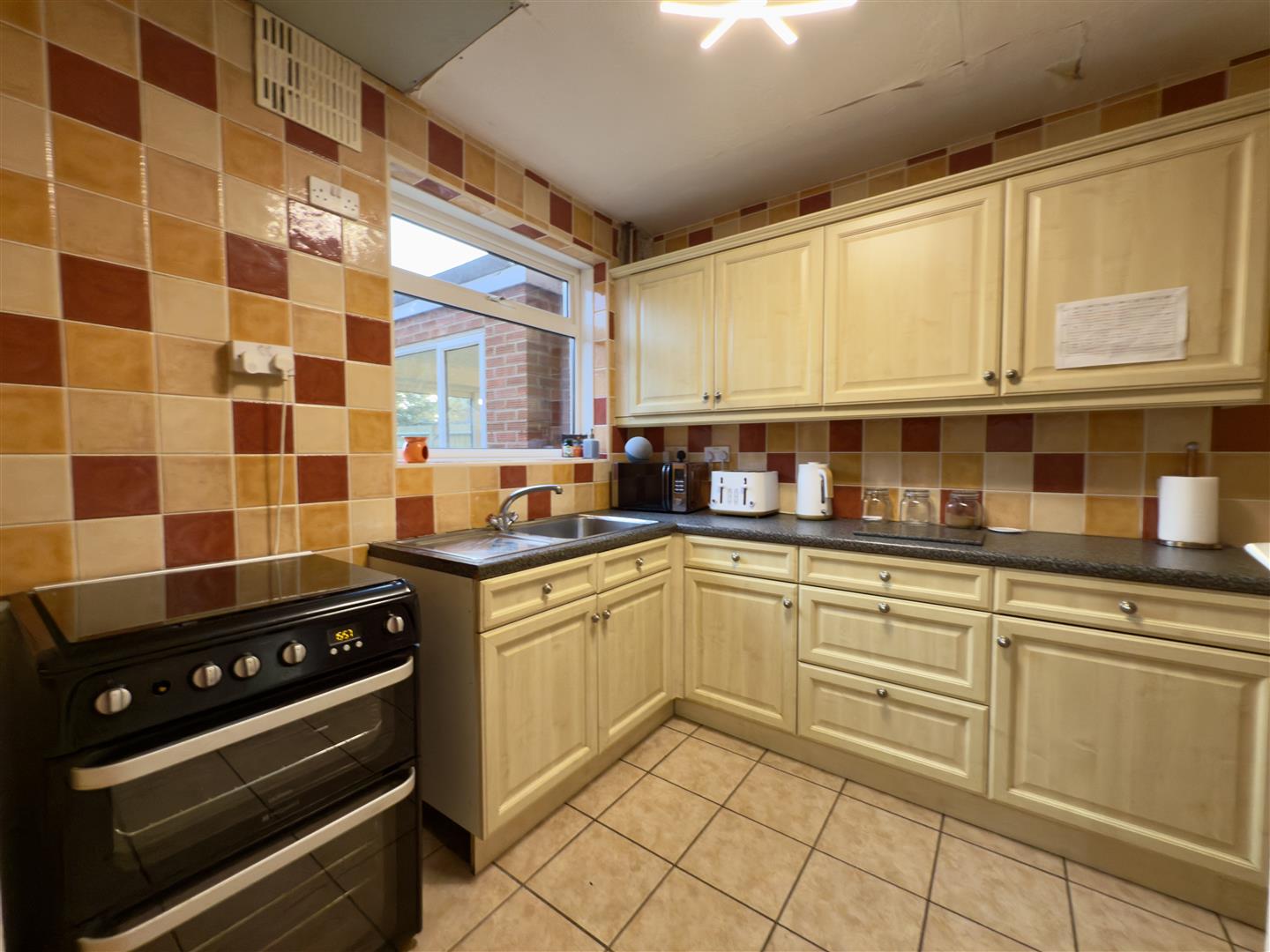 Harlestone Road, Duston