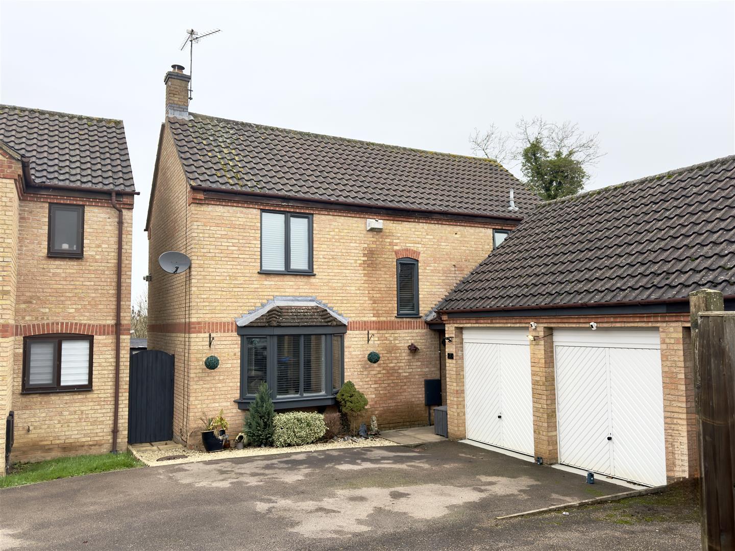 Liberty Drive, Duston