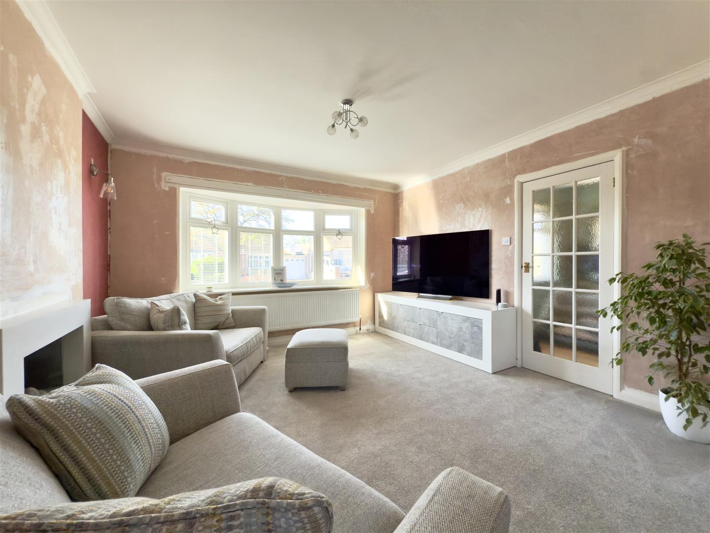 Edgehill Road, Duston