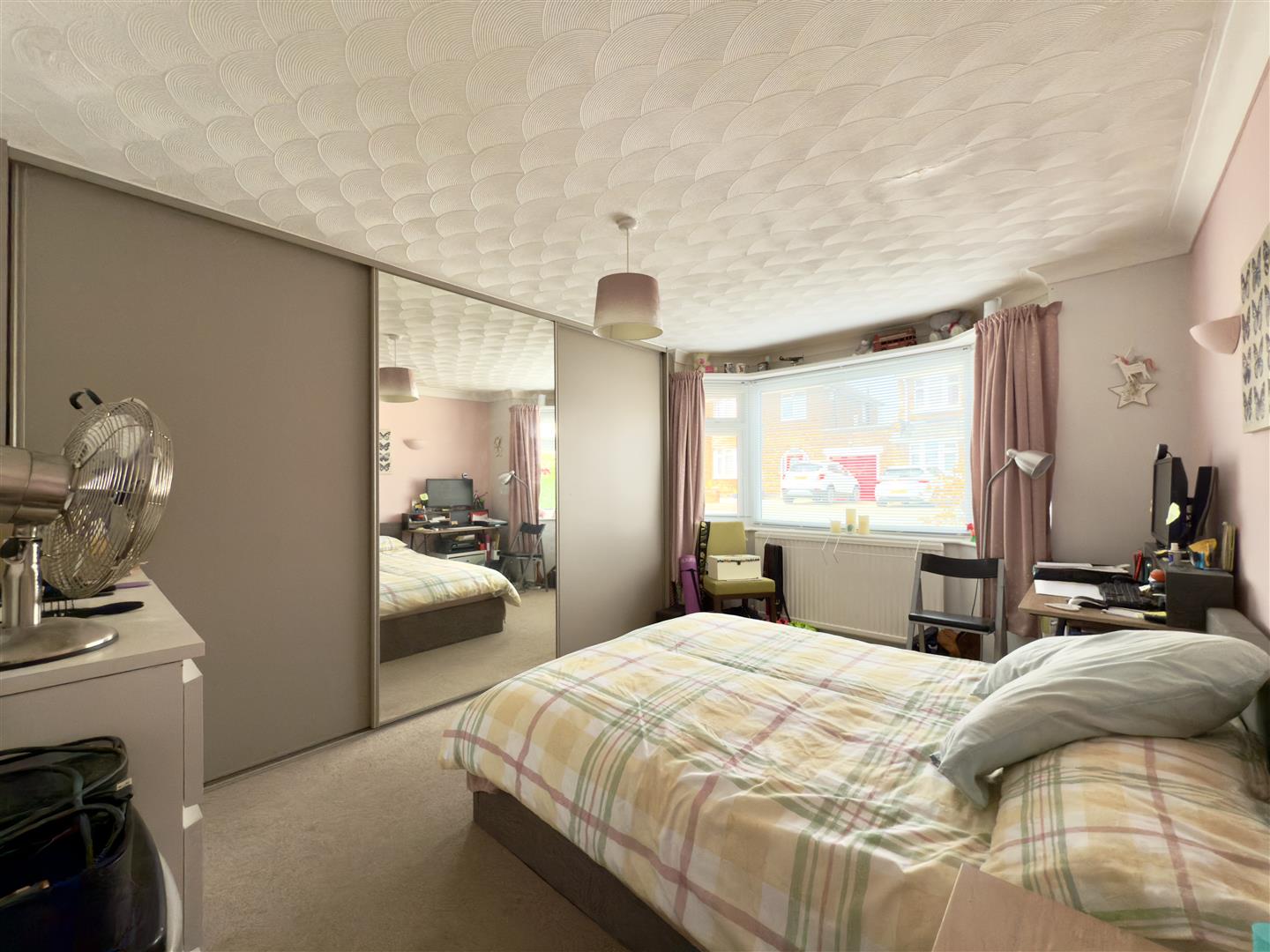 The Scarplands, Duston