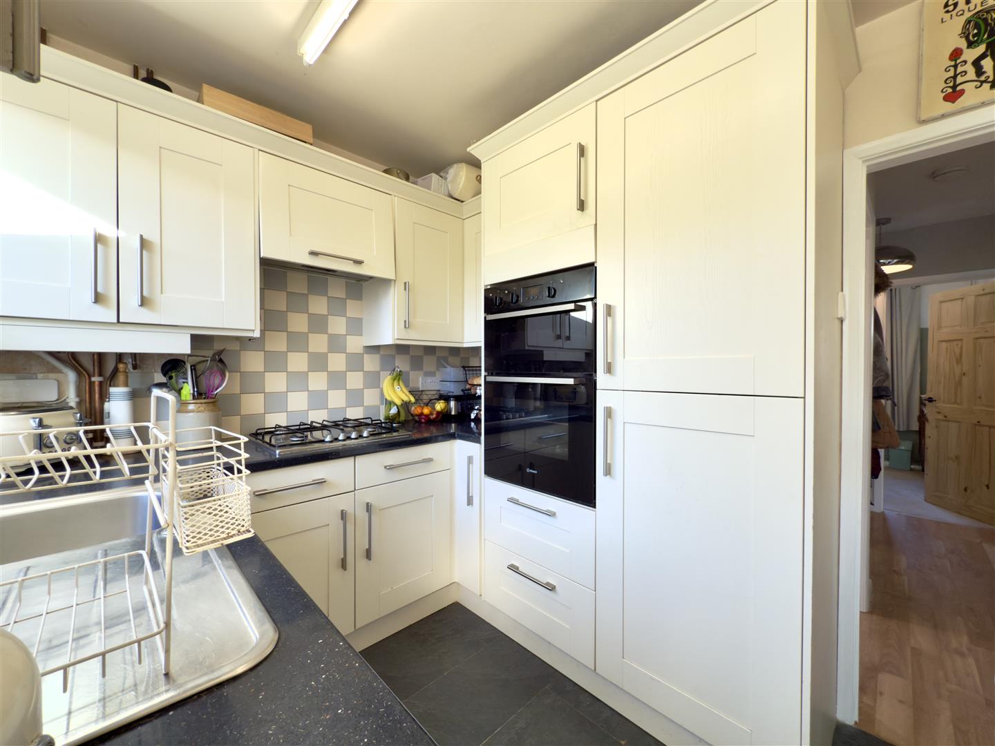 The Scarplands, Duston