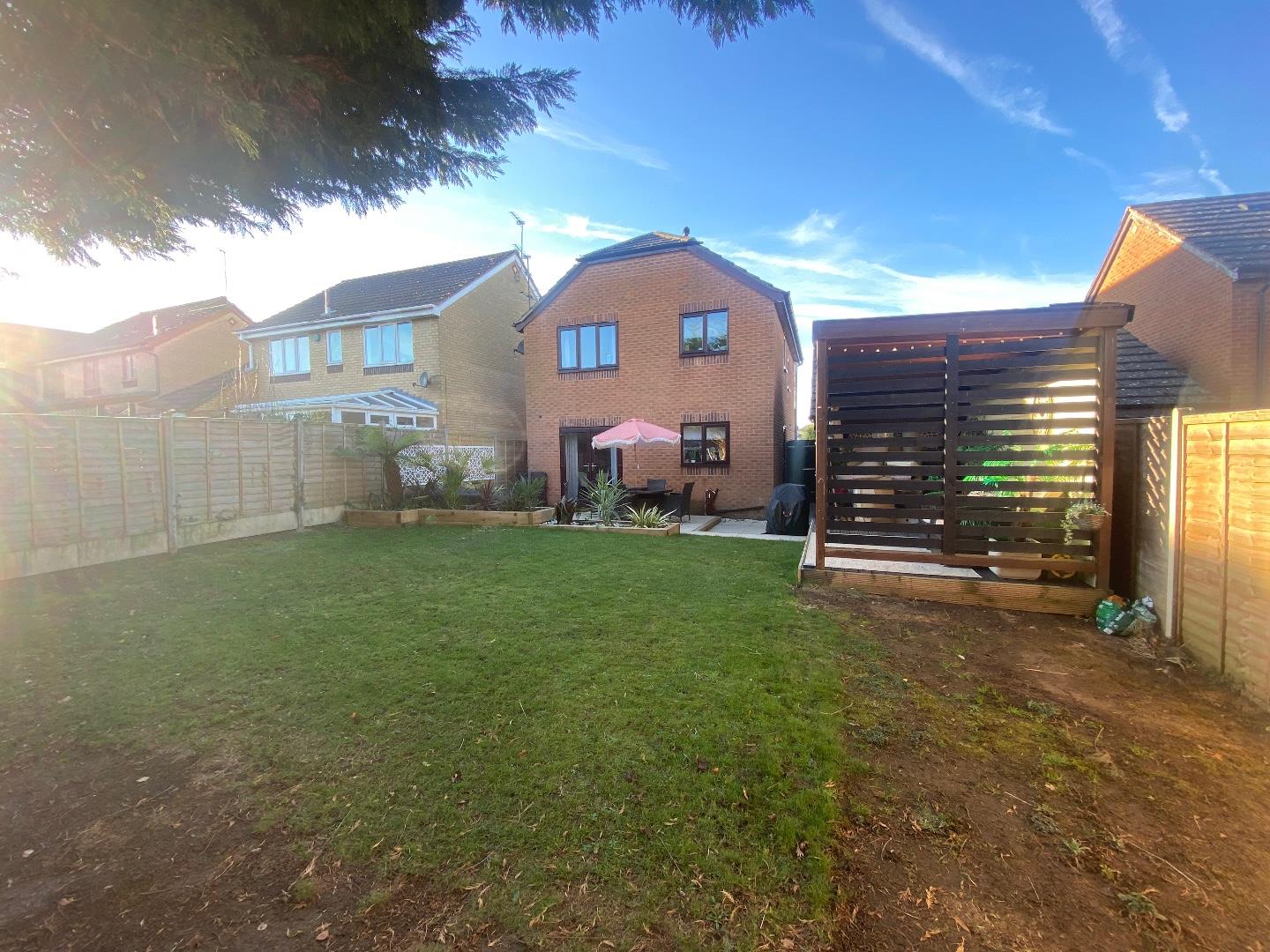 Excelsior Gardens, Duston