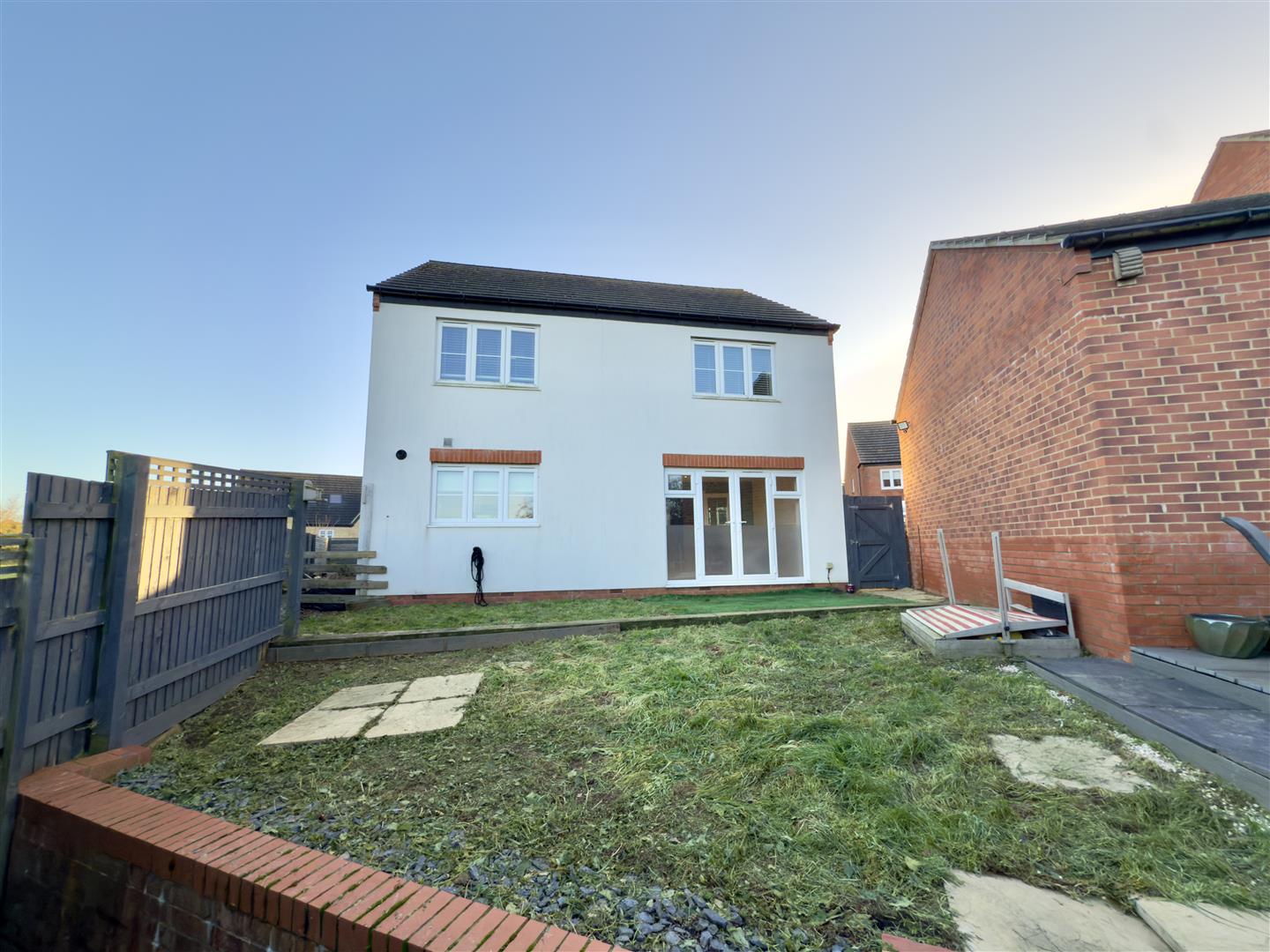 Larbourne Park Road, Flore