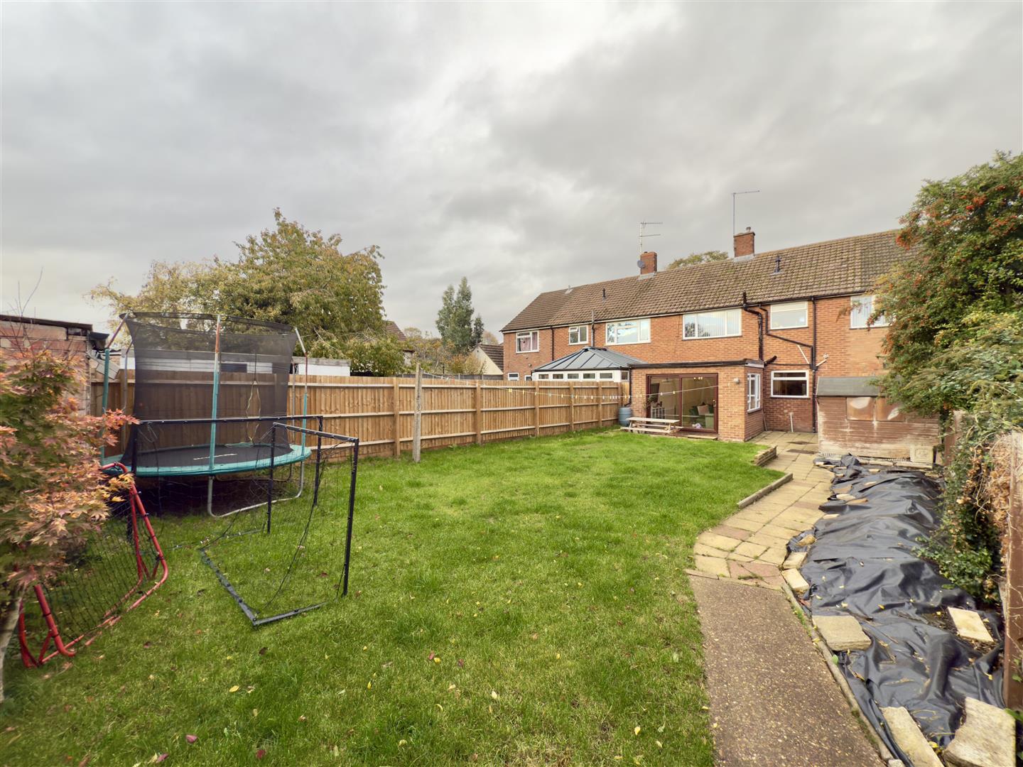 Harlestone Road, Duston