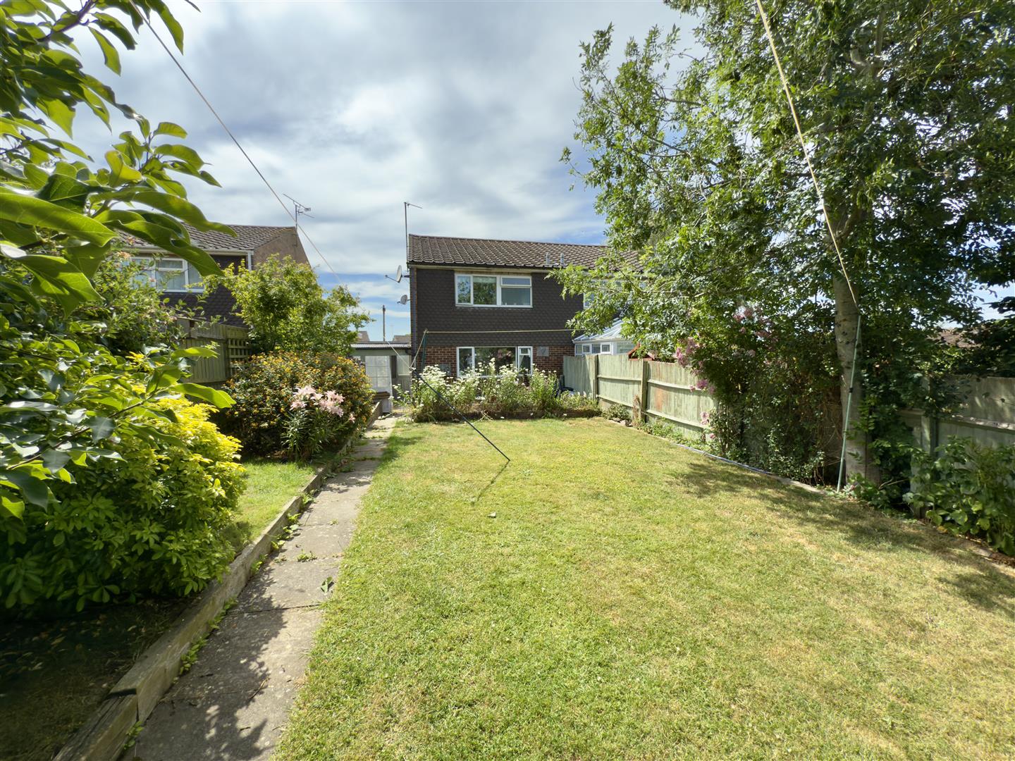 Kislingbury Road, Bugbrooke