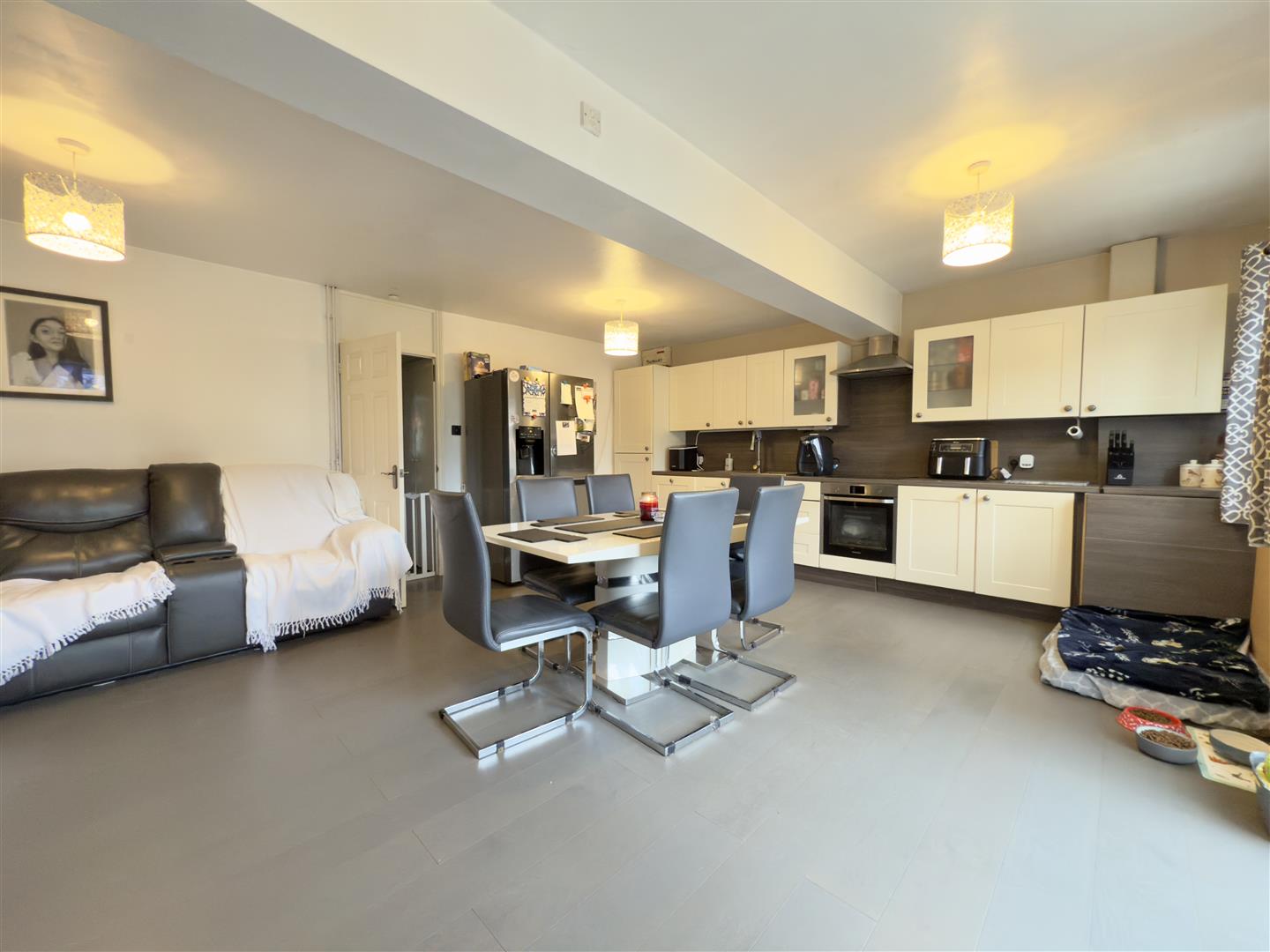 North Street, Rothersthorpe