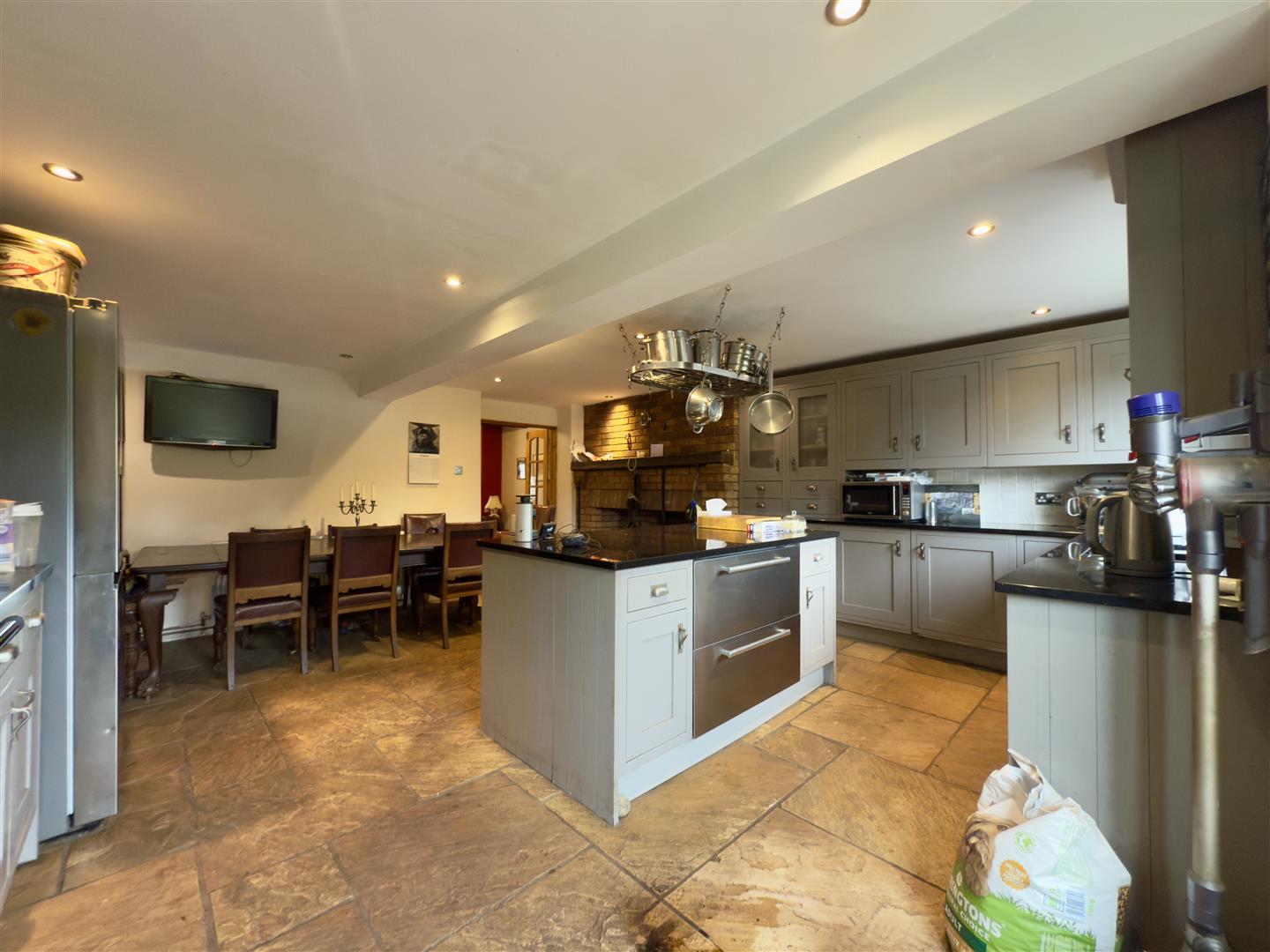 West Haddon Road, East Haddon