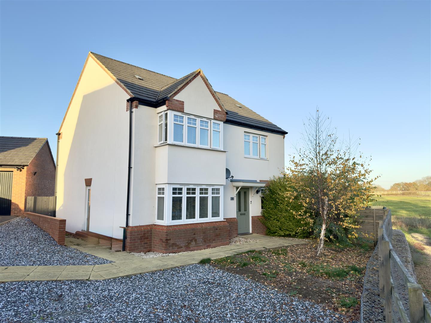 Larbourne Park Road, Flore