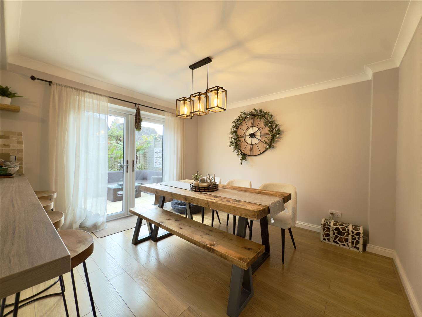 Excelsior Gardens, Duston