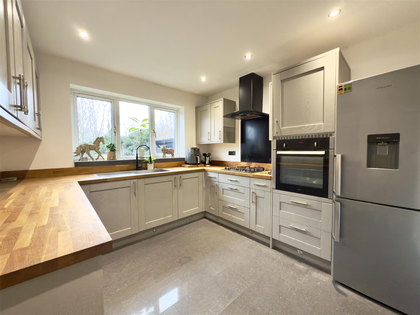 Liberty Drive, Duston