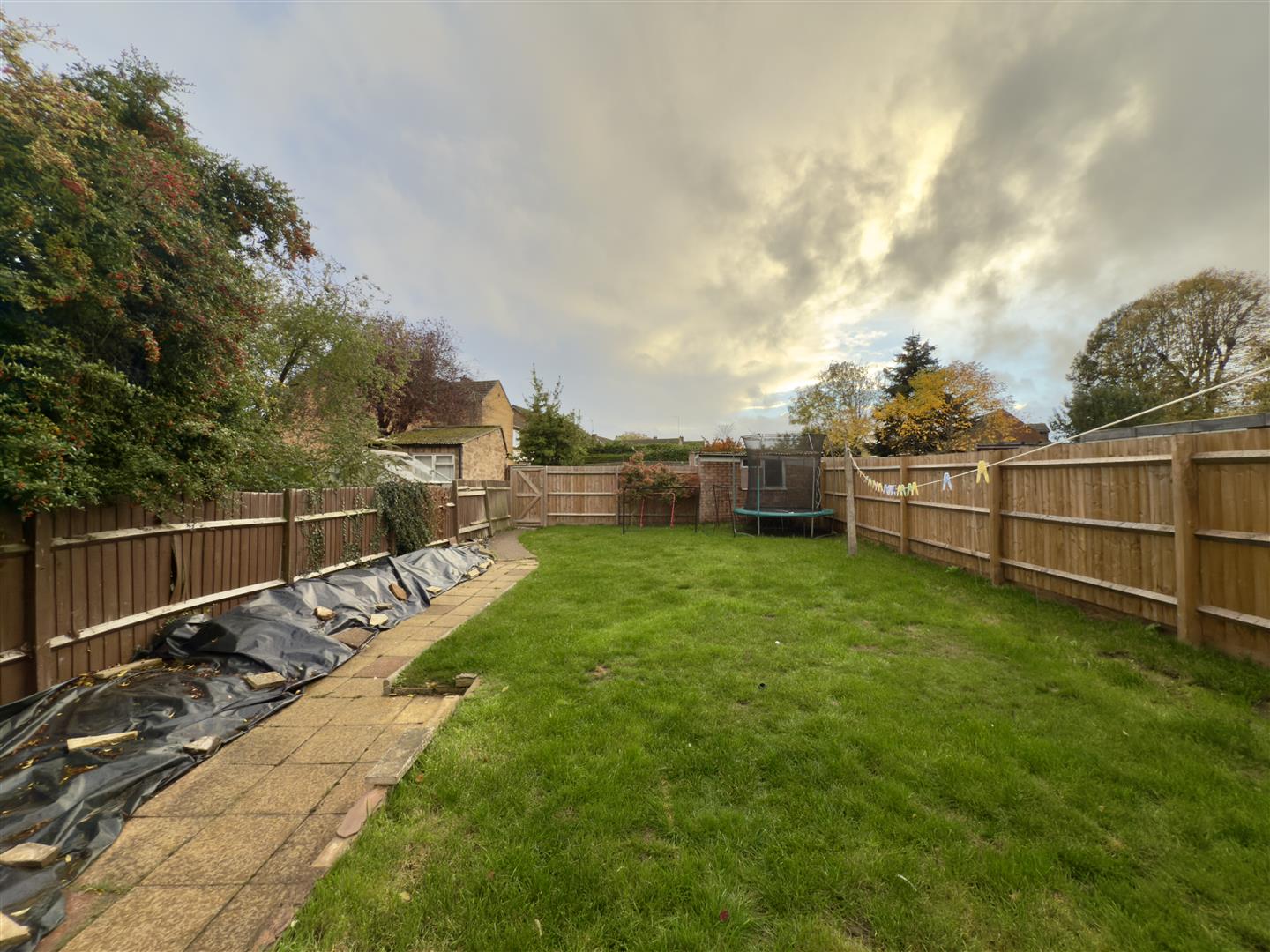 Harlestone Road, Duston