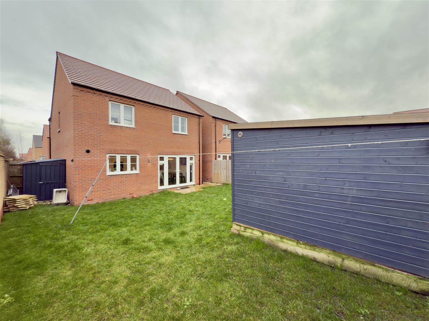 Ash Tree Road, Duston