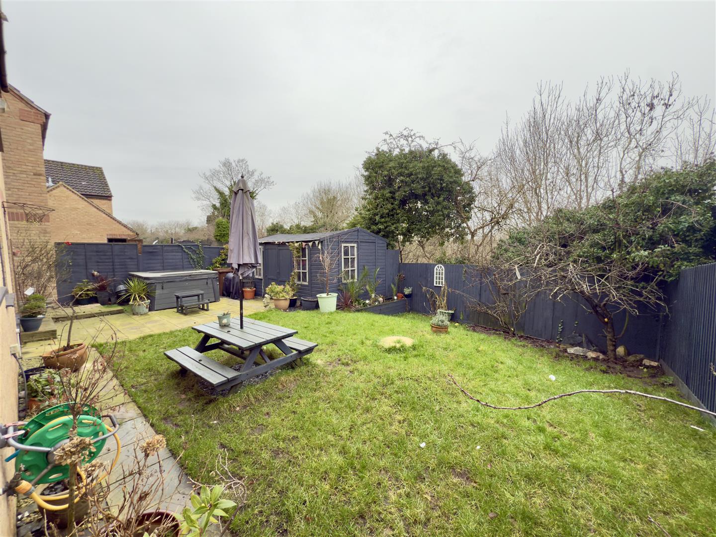 Liberty Drive, Duston