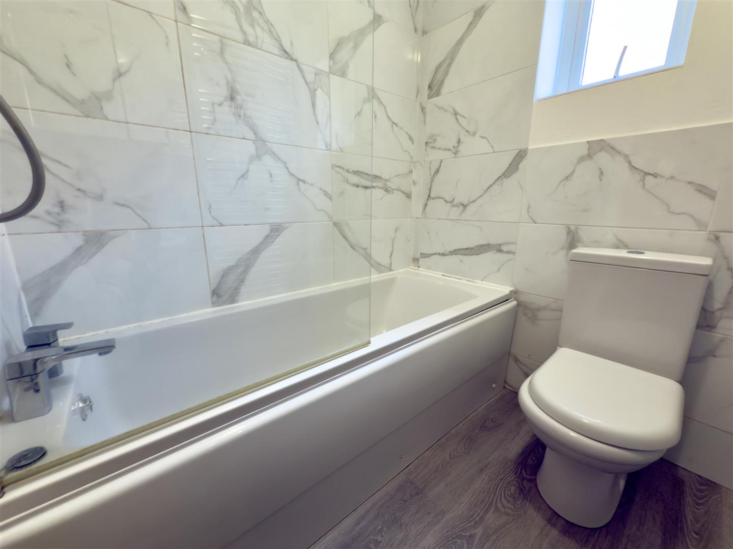 Liberty Drive, Duston