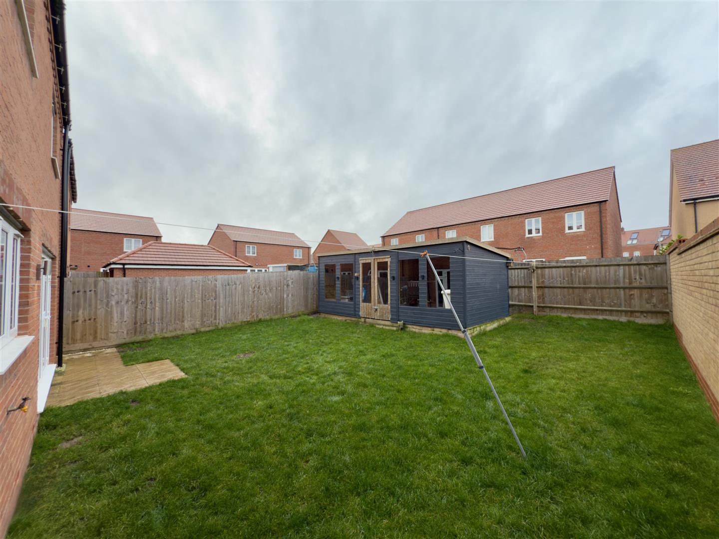 Ash Tree Road, Duston