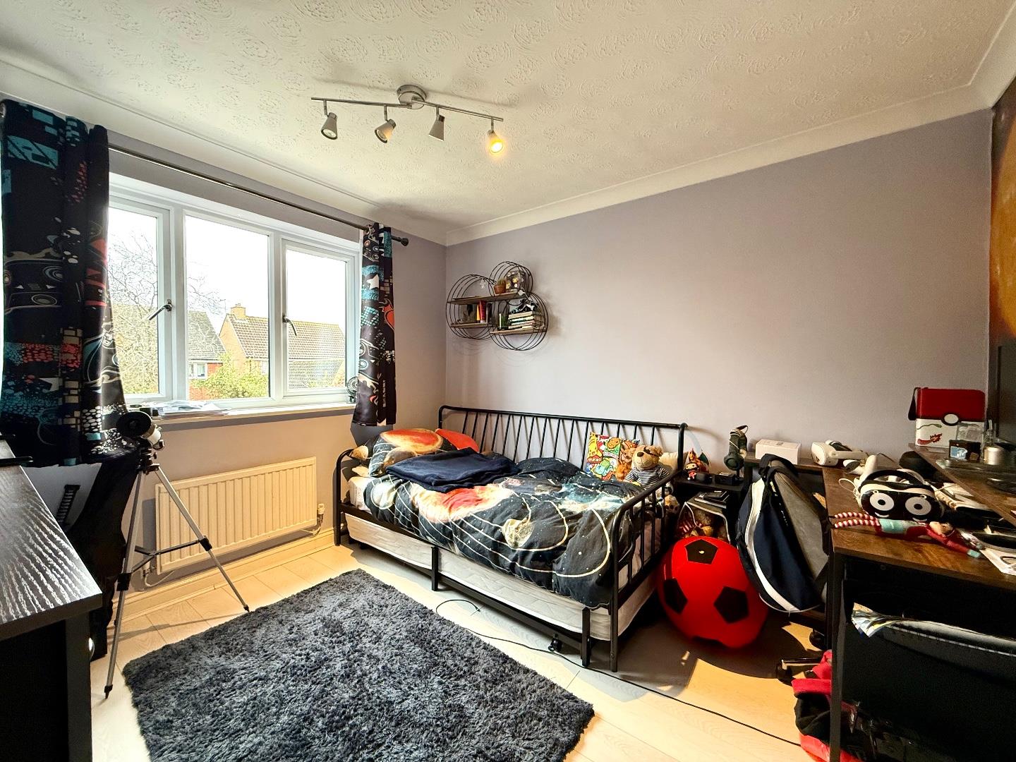 Excelsior Gardens, Duston