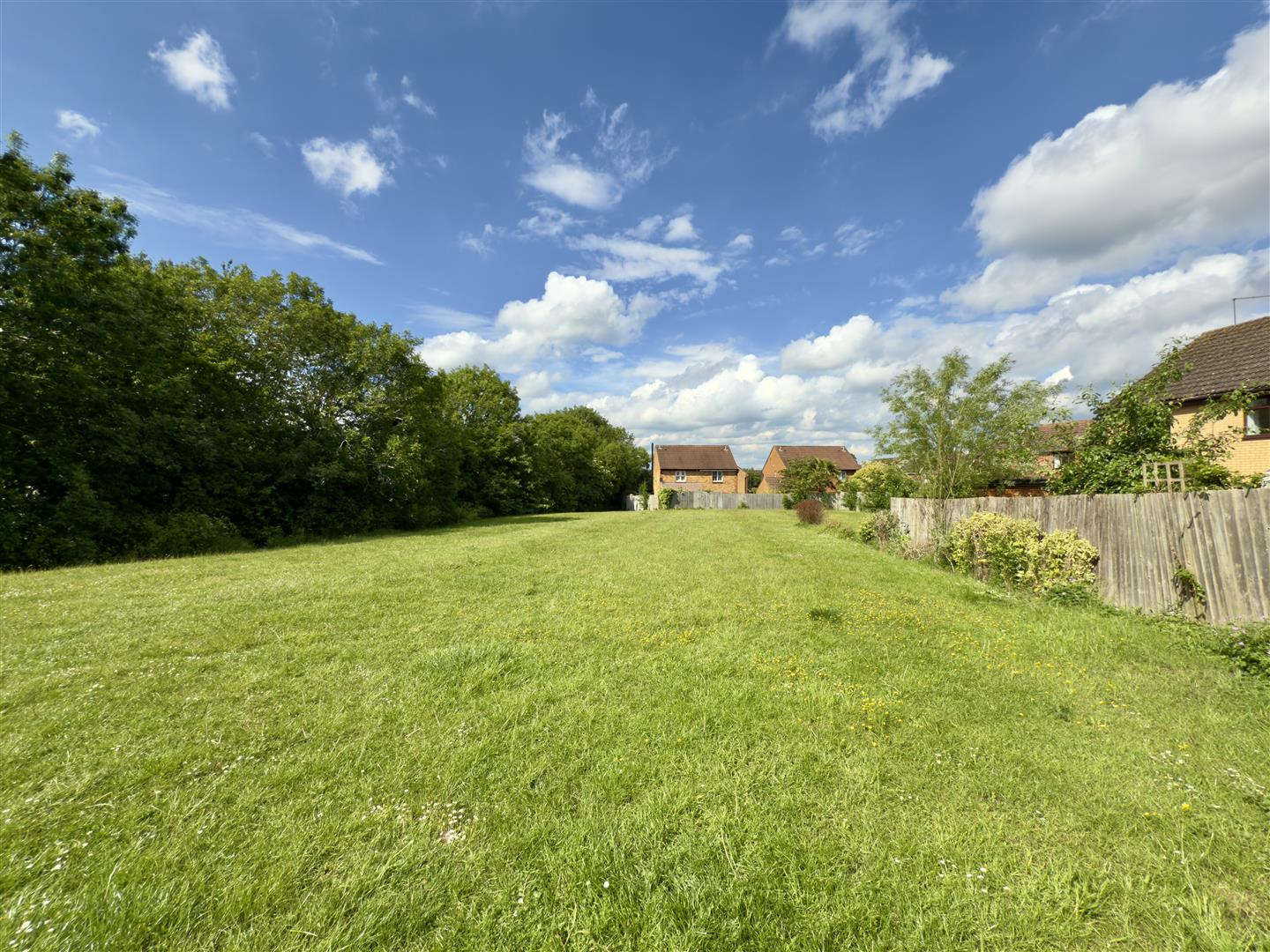 Brough Close, Duston