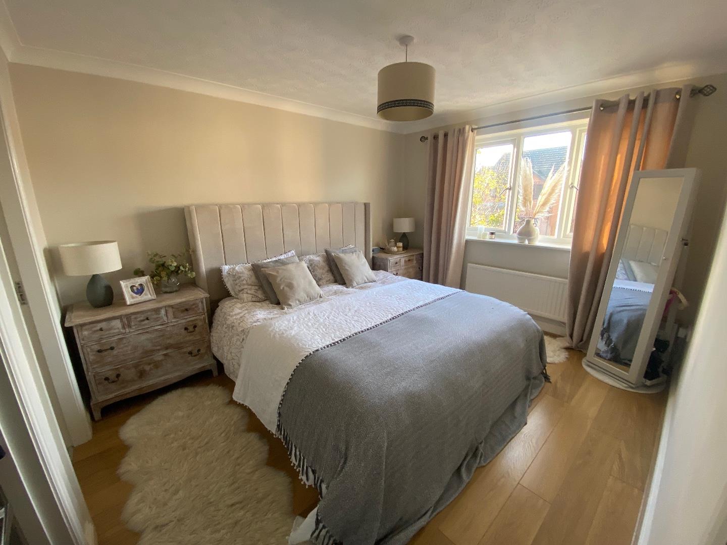 Excelsior Gardens, Duston