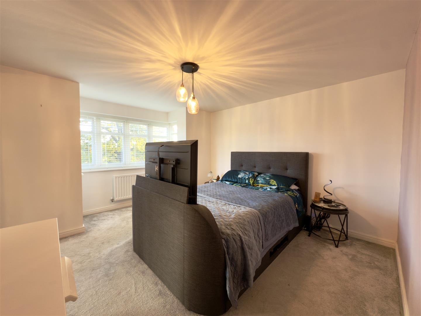 Larbourne Park Road, Flore