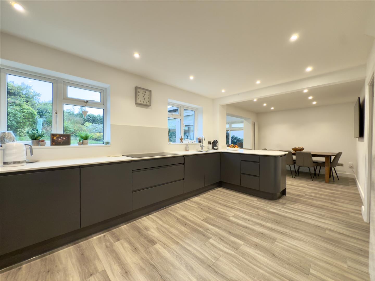 Knighton Close, Duston