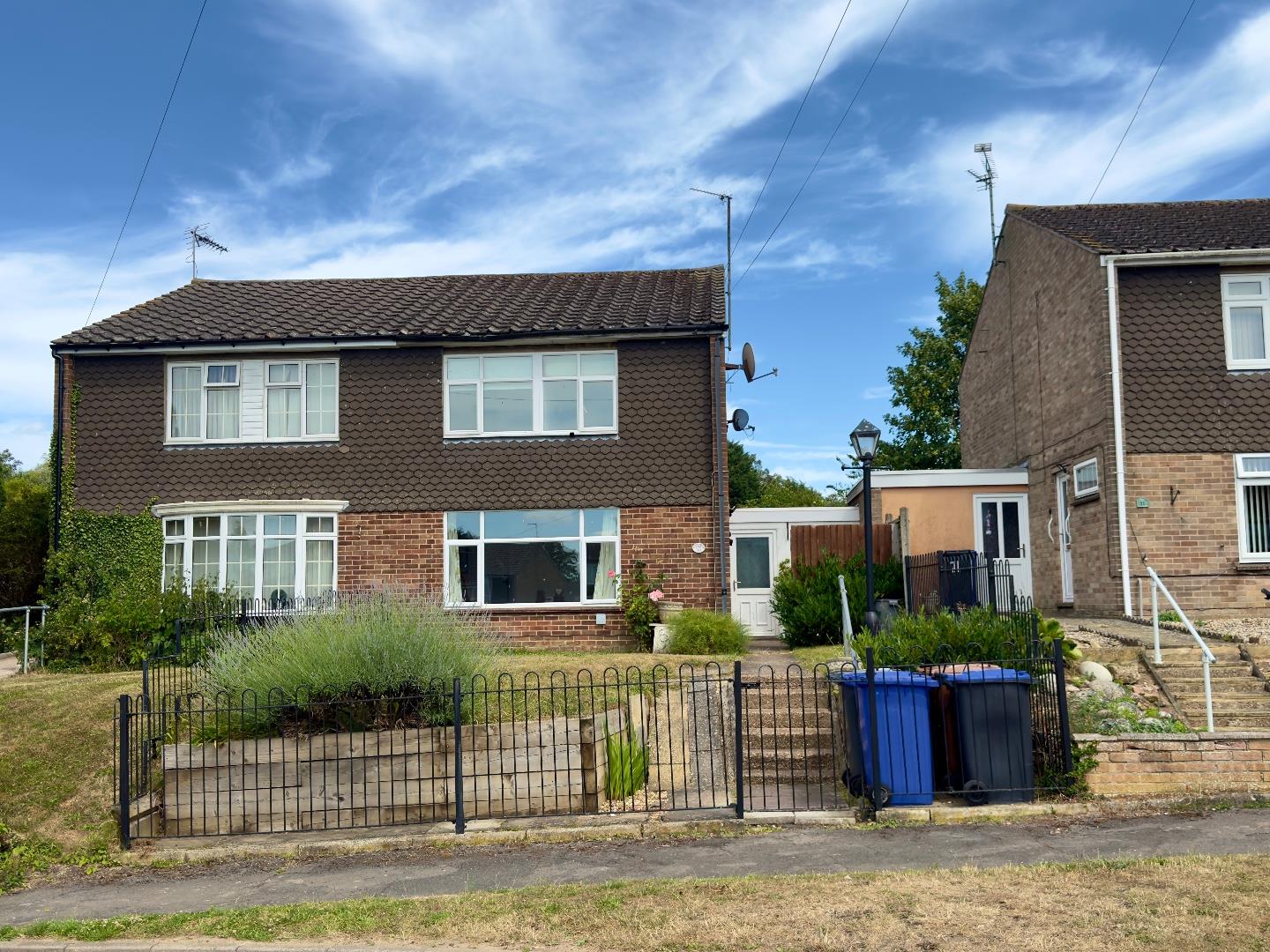 Kislingbury Road, Bugbrooke