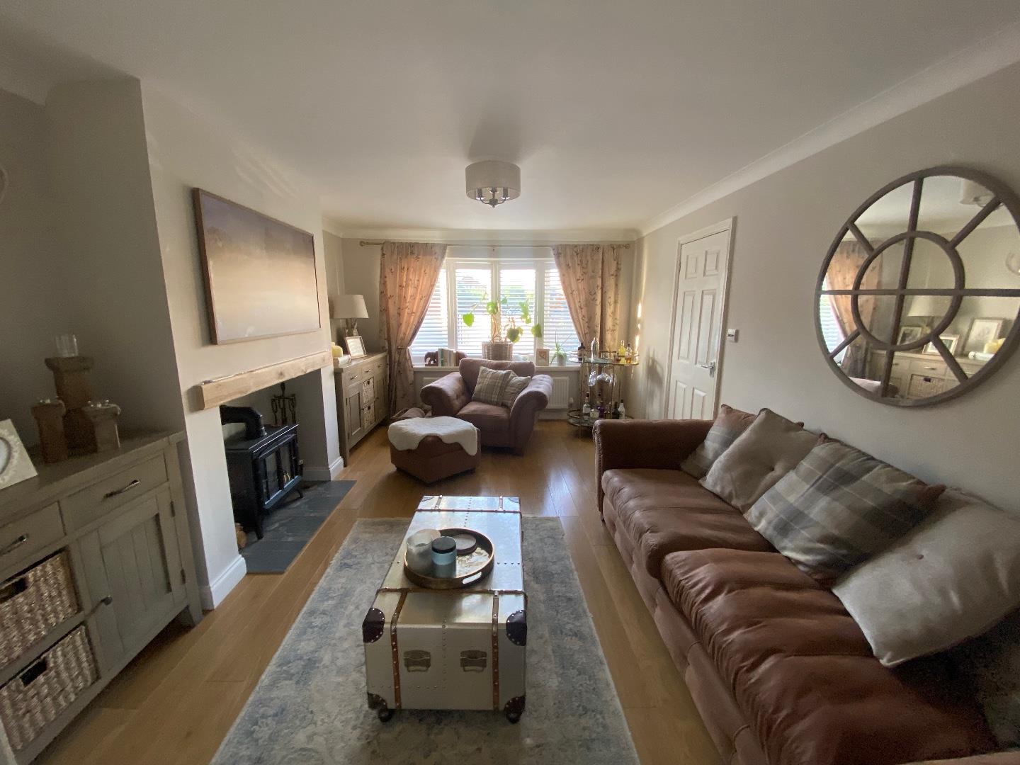 Excelsior Gardens, Duston