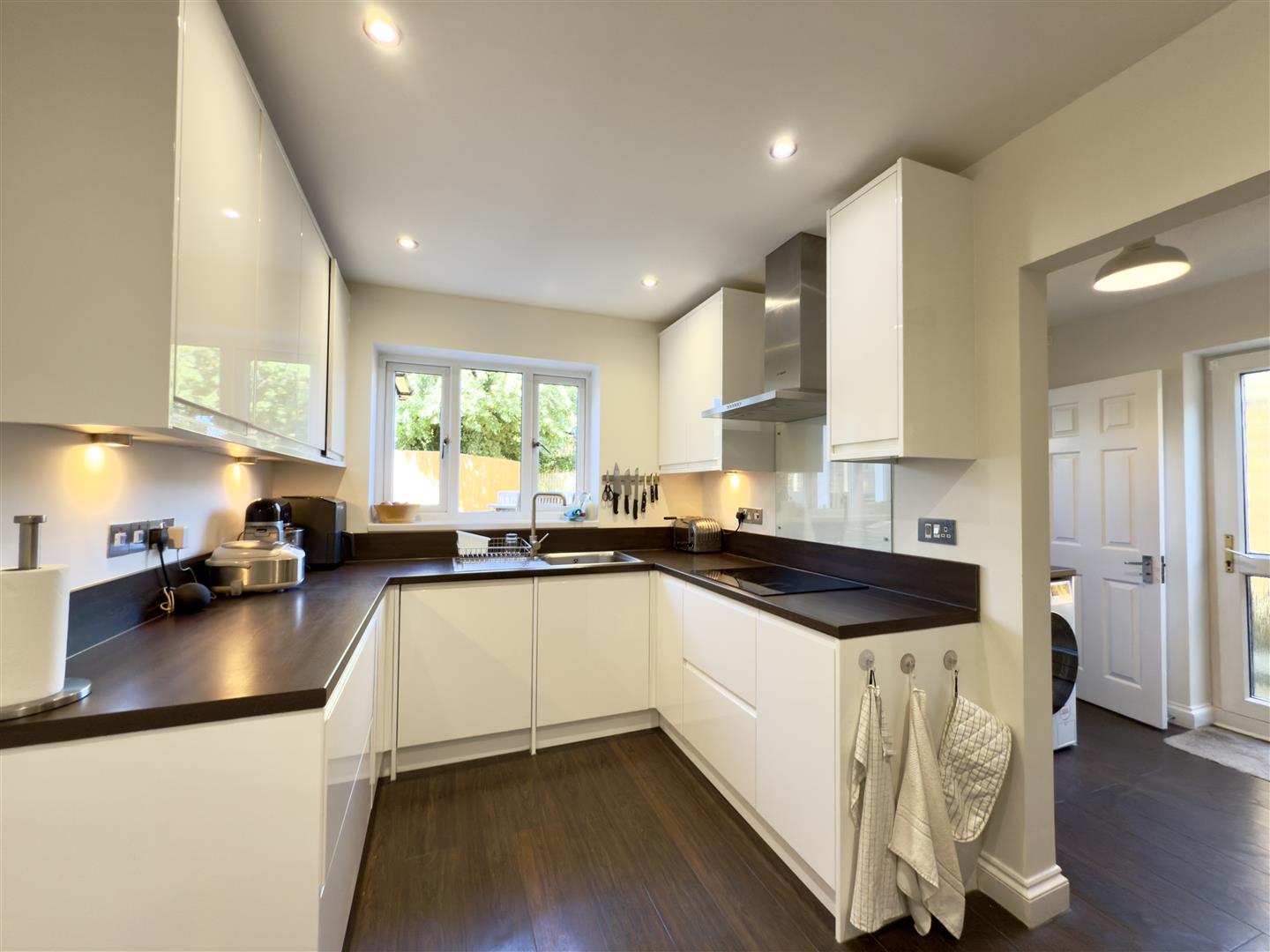 Macon Close, Duston