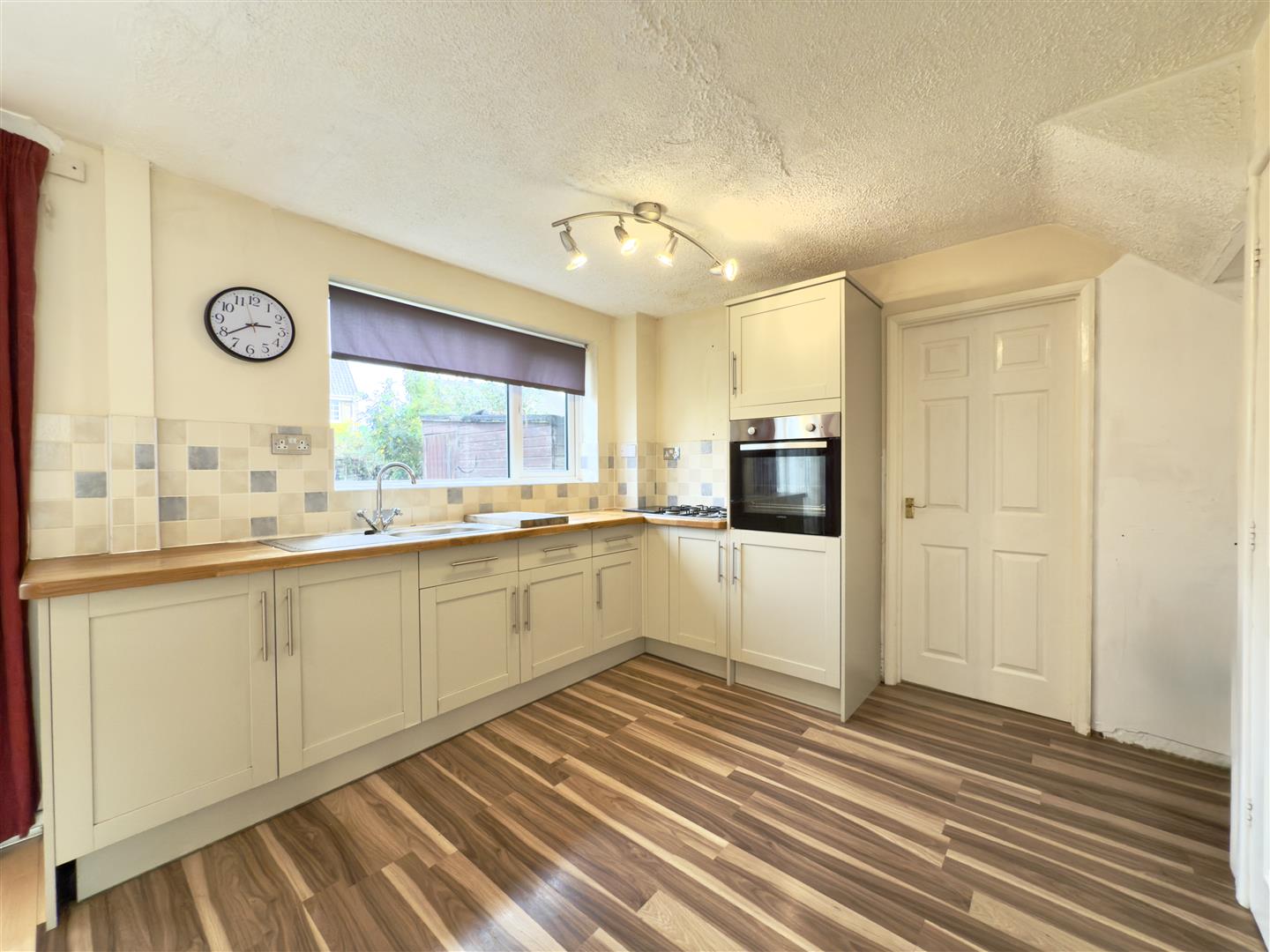 Georges Avenue, Bugbrooke