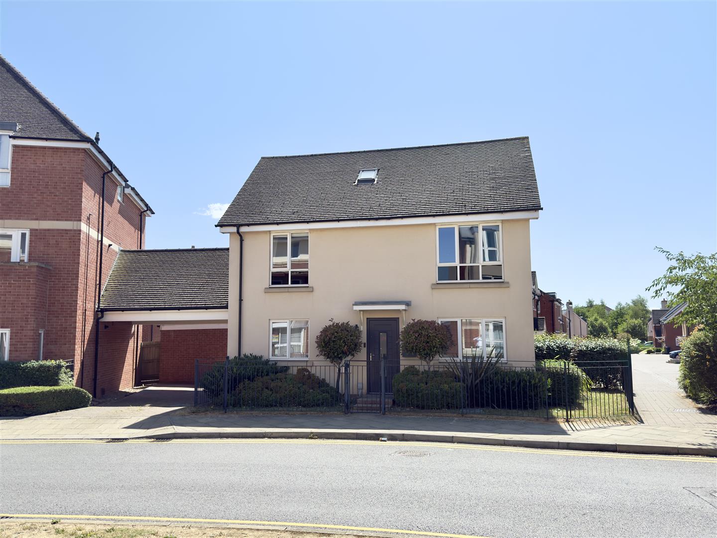 Timken Way South, Duston