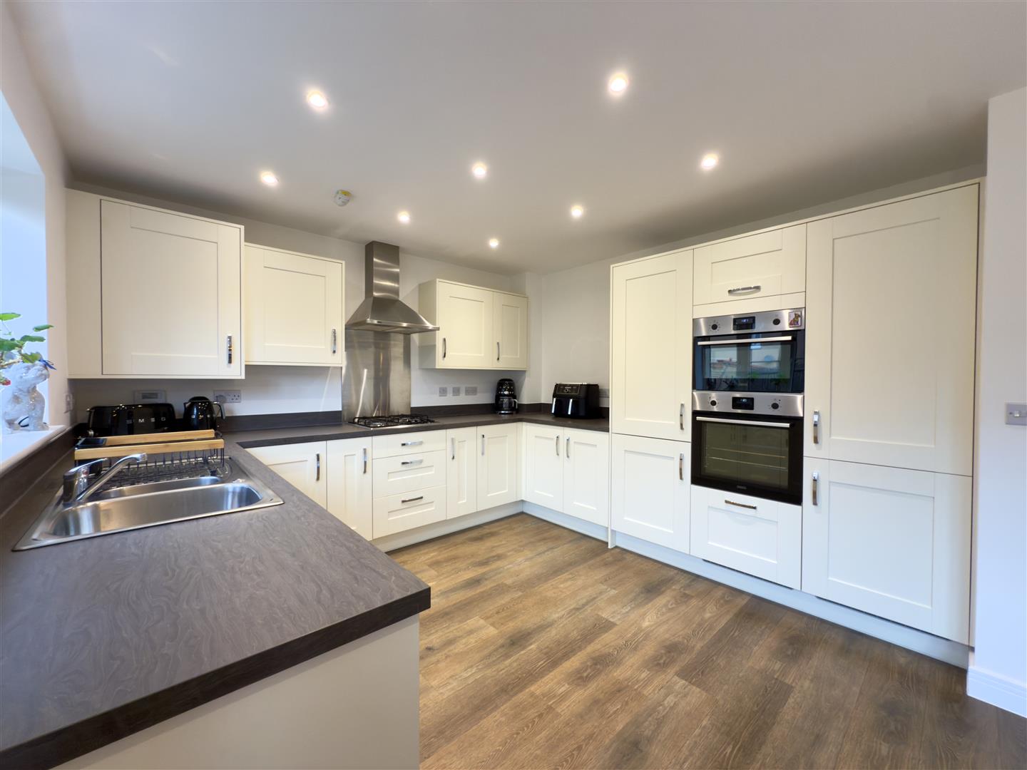 Ash Tree Road, Duston