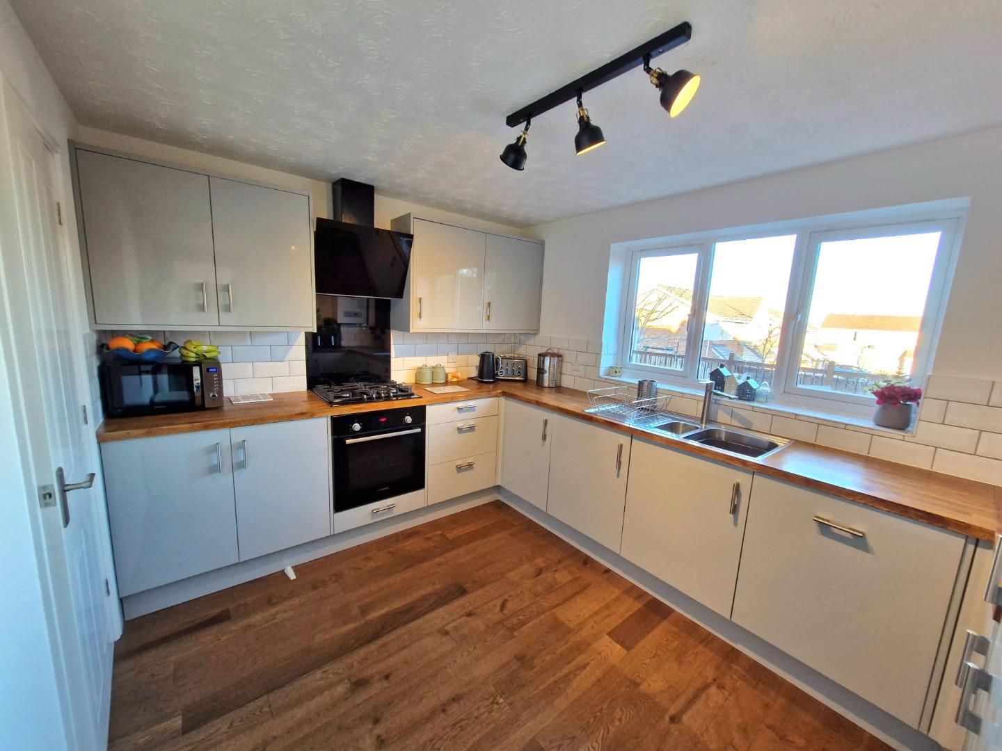 Leah Bank, Sandringham Gardens