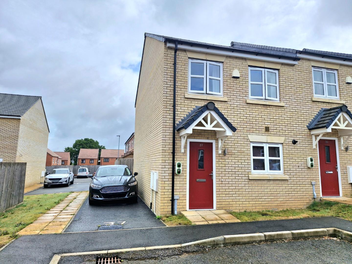 Harvester Way, Buckingham Fields