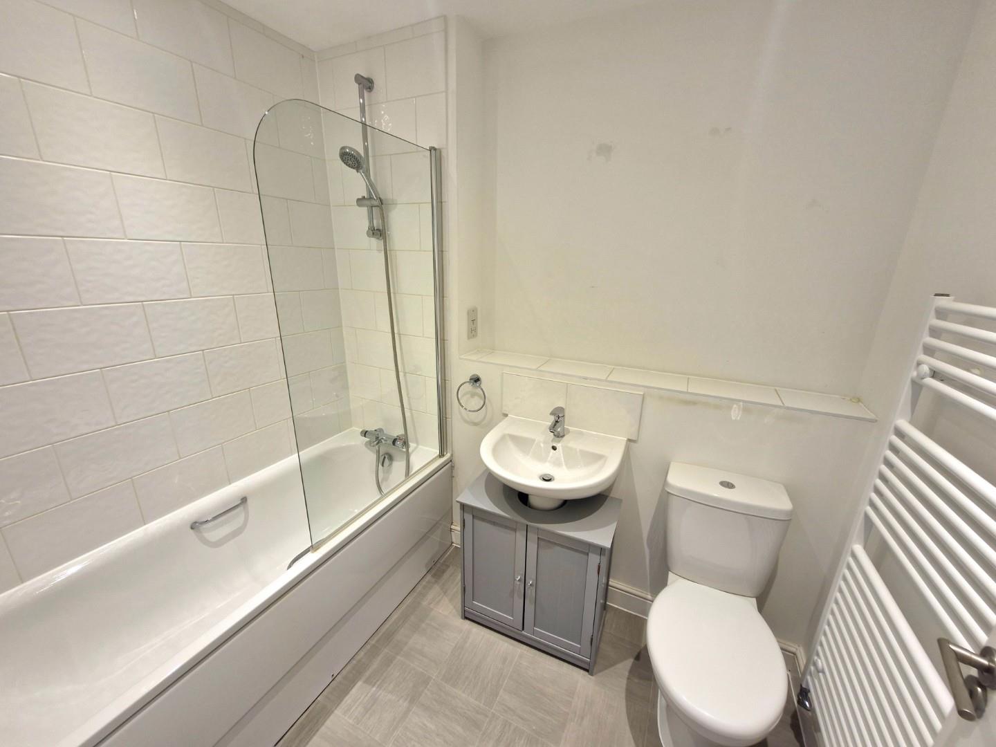 Harvester Way, Buckingham Fields