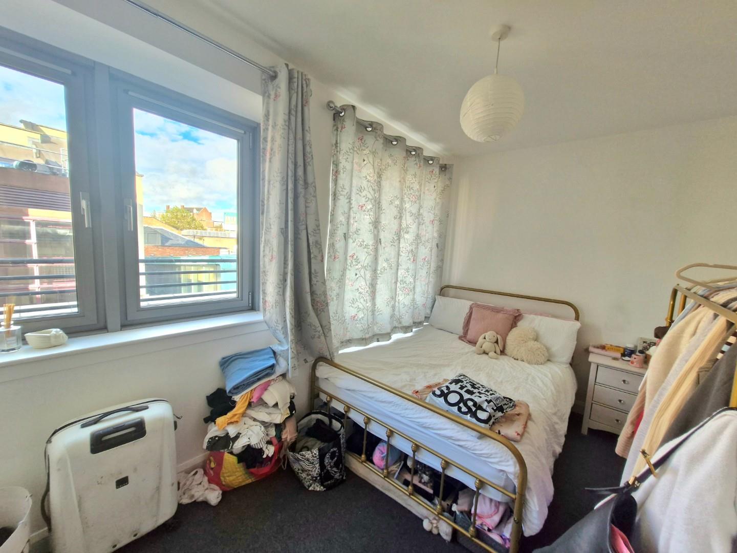 Guildhall Road, Town Centre