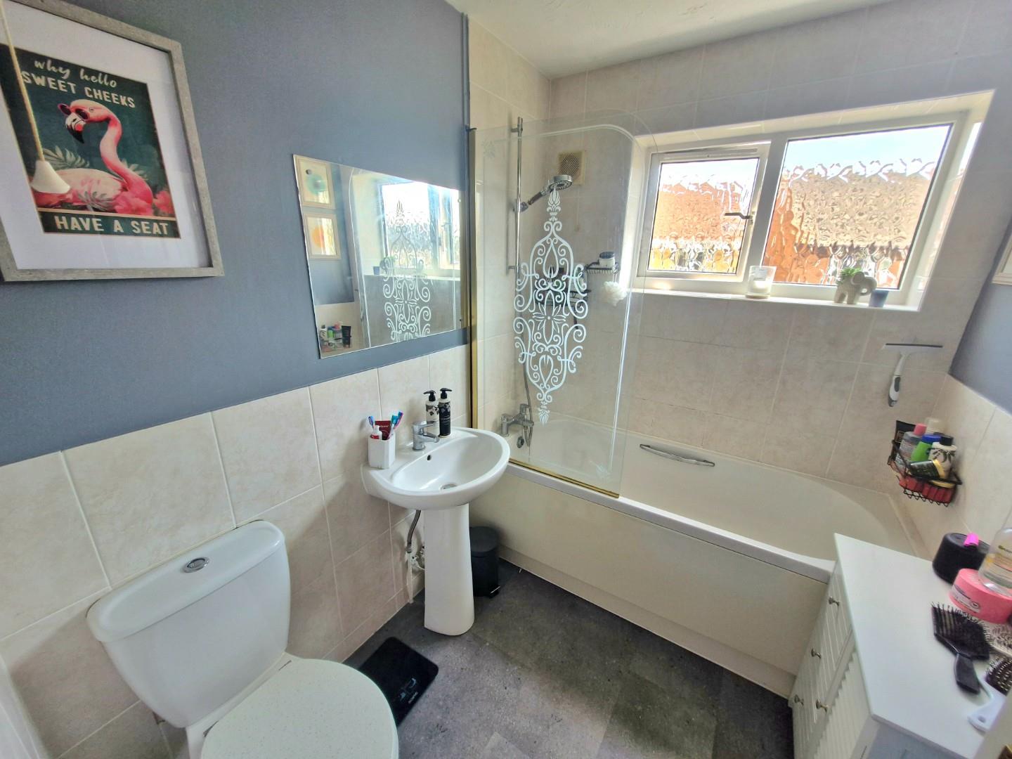 Tewkesbury Close, Buckingham Fields