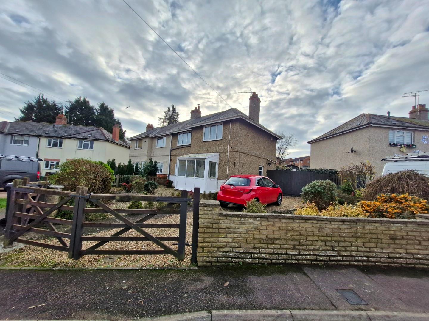 Queen Eleanor Terrace, Far Cotton
