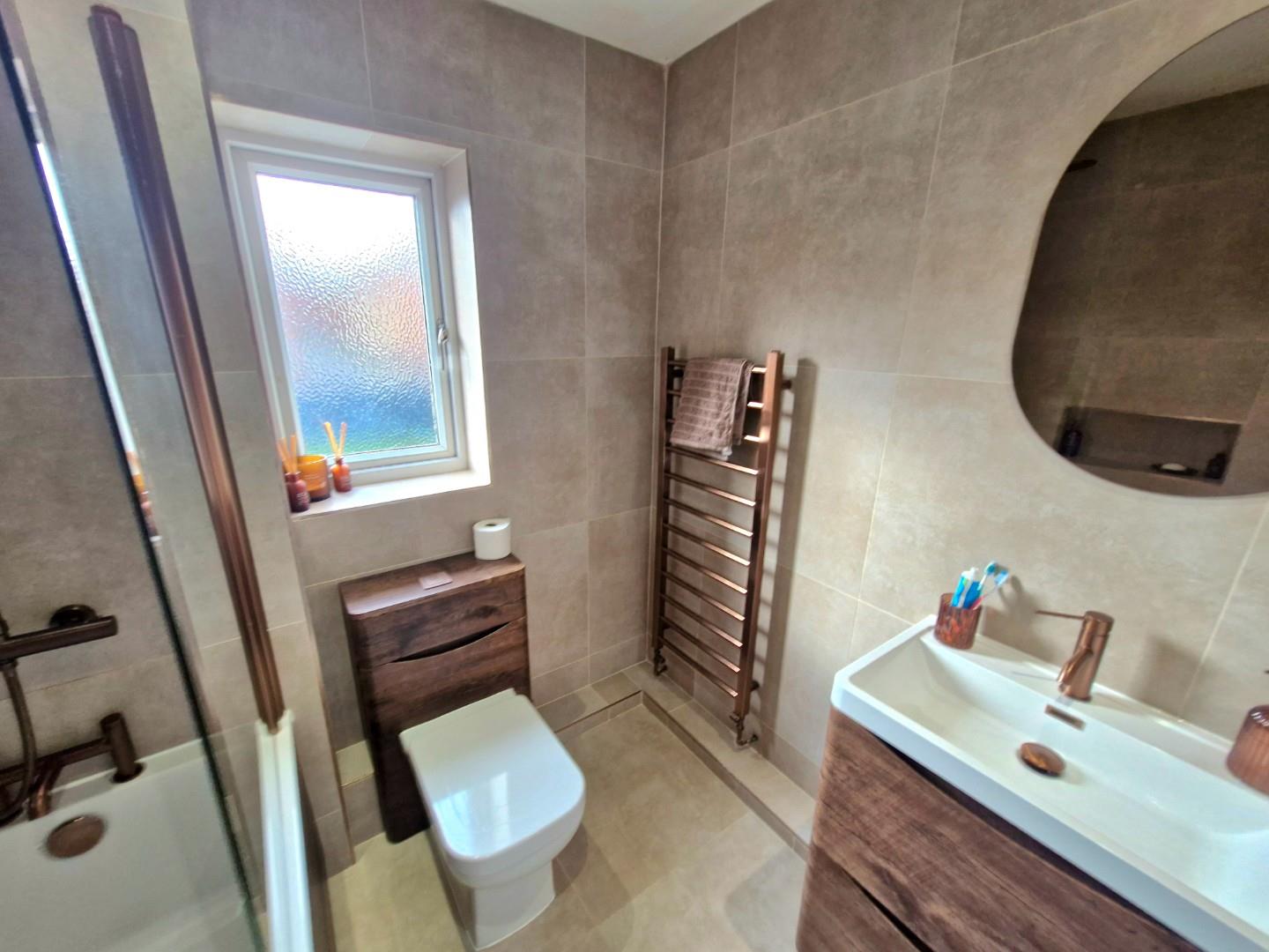 Leah Bank, Sandringham Gardens