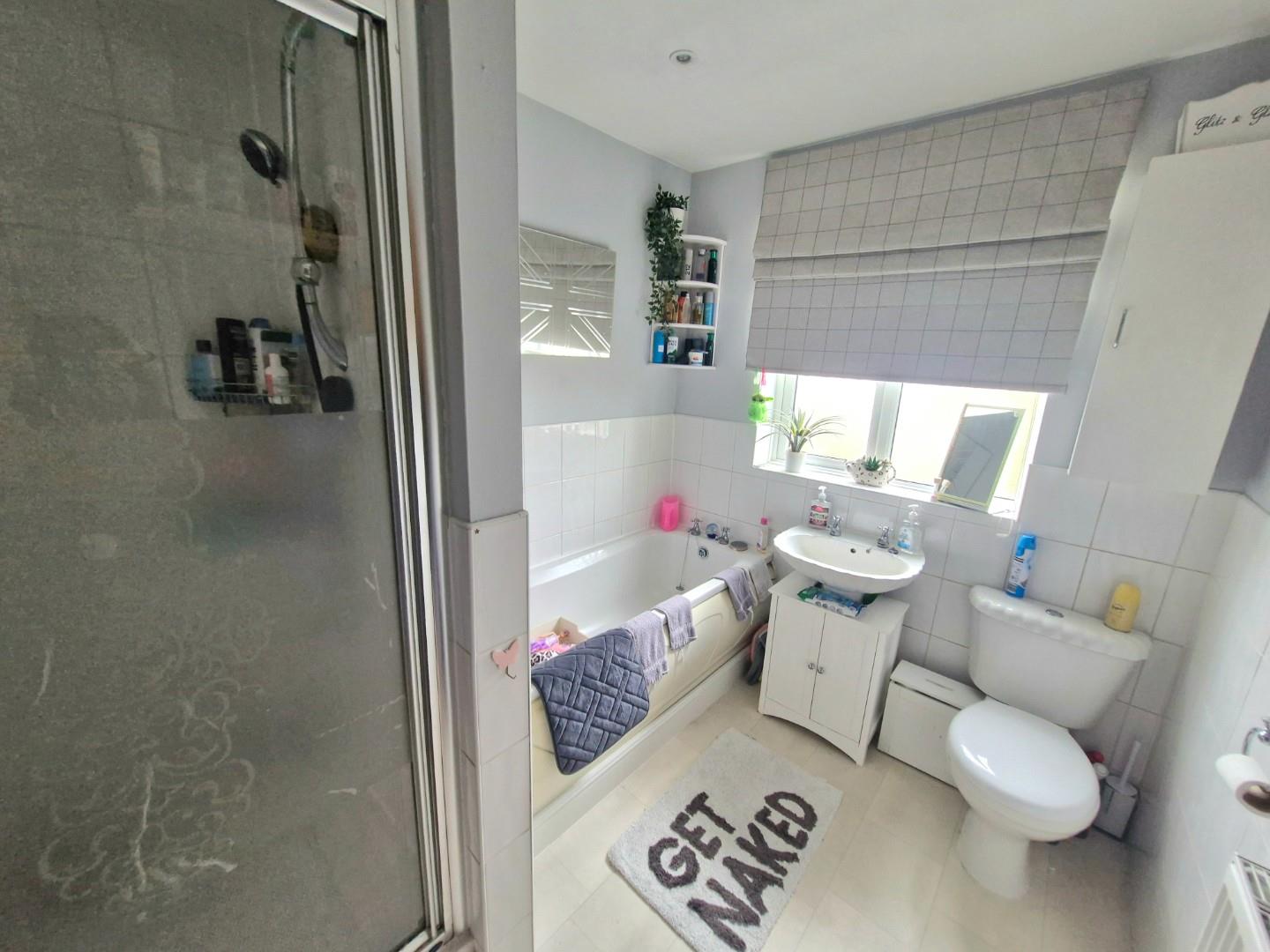 Rothersthorpe Road, Far Cotton