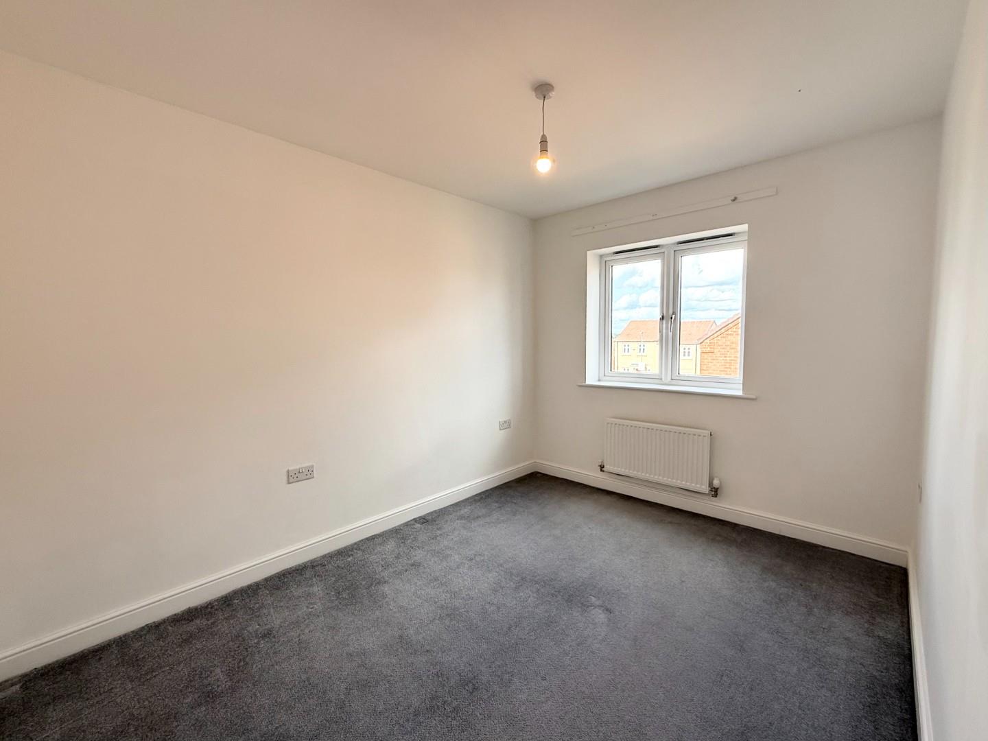 Harvester Way, Buckingham Fields