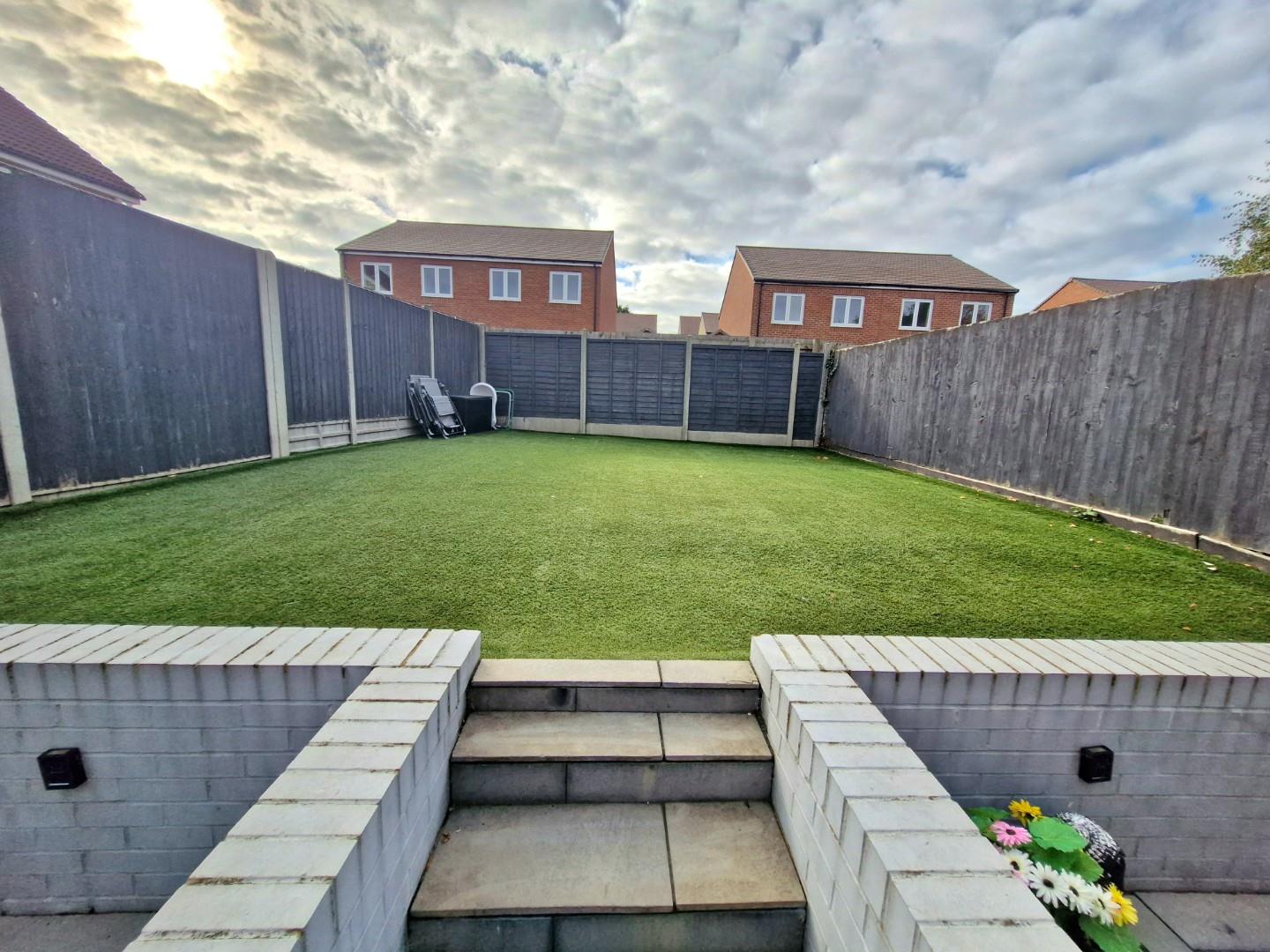 Leah Bank, Sandringham Gardens