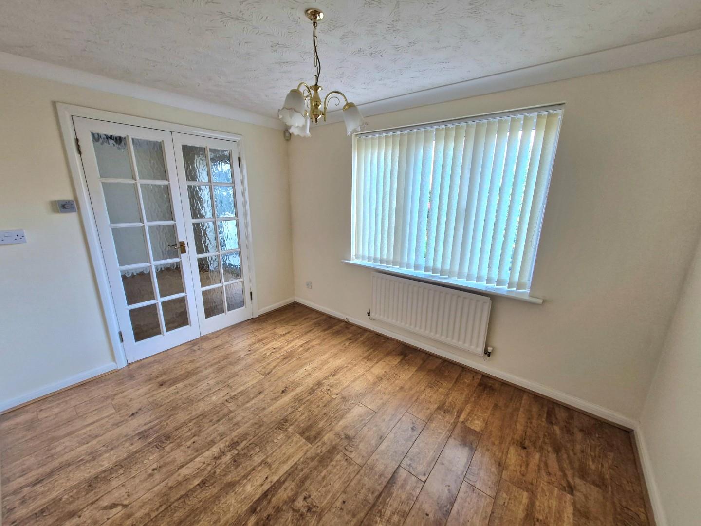 Kingmaker Way, Buckingham Fields