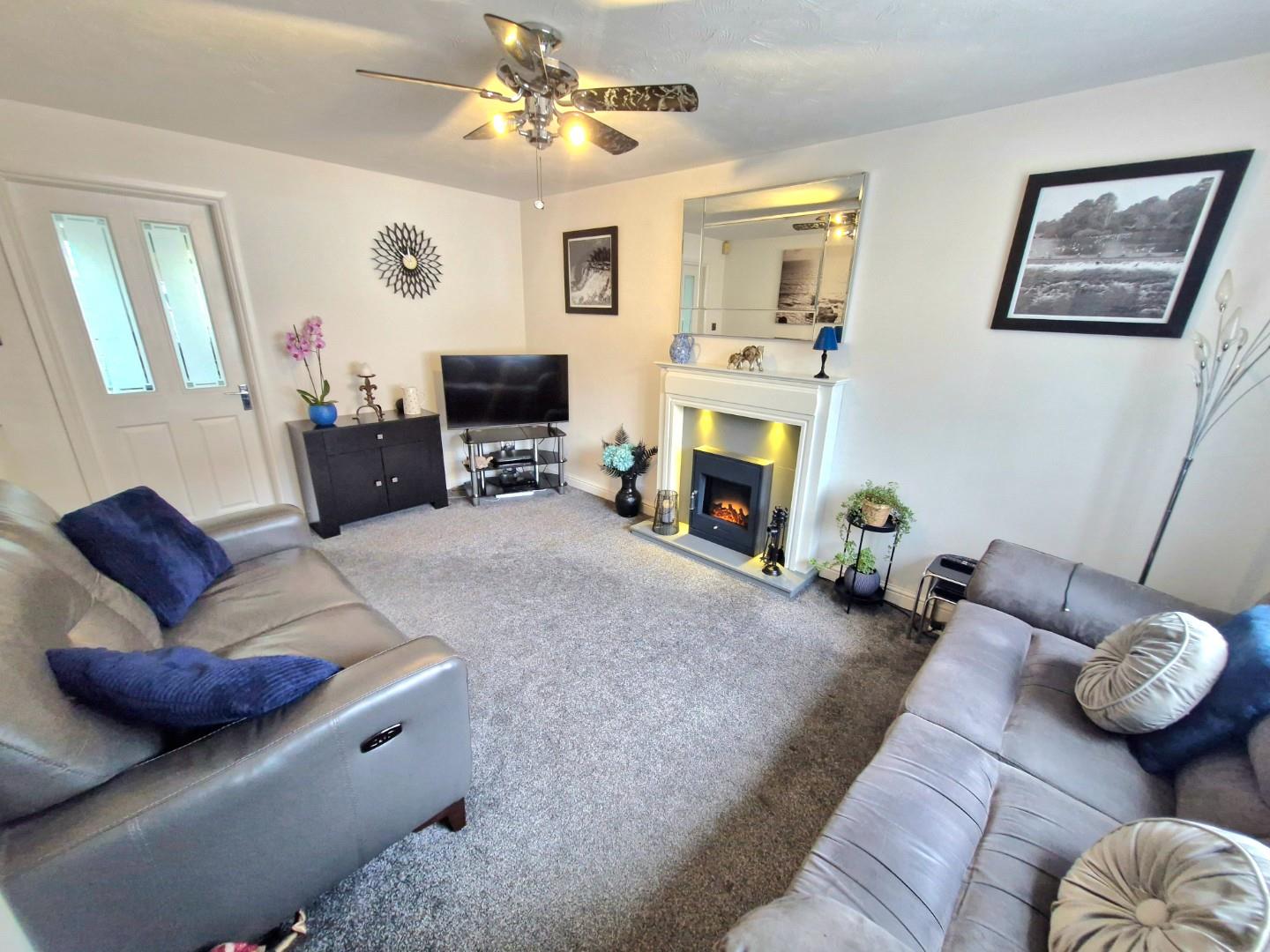 Tewkesbury Close, Buckingham Fields