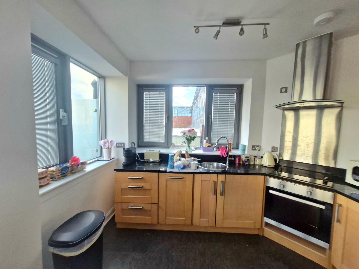 Guildhall Road, Town Centre