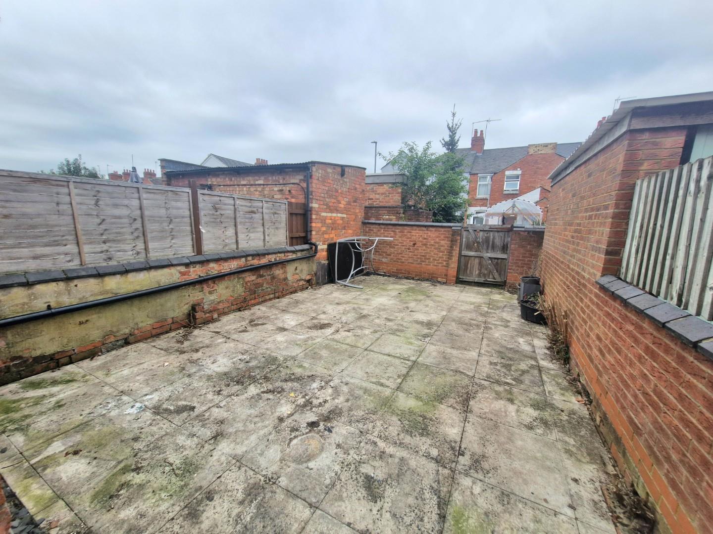 Euston Road, Far Cotton