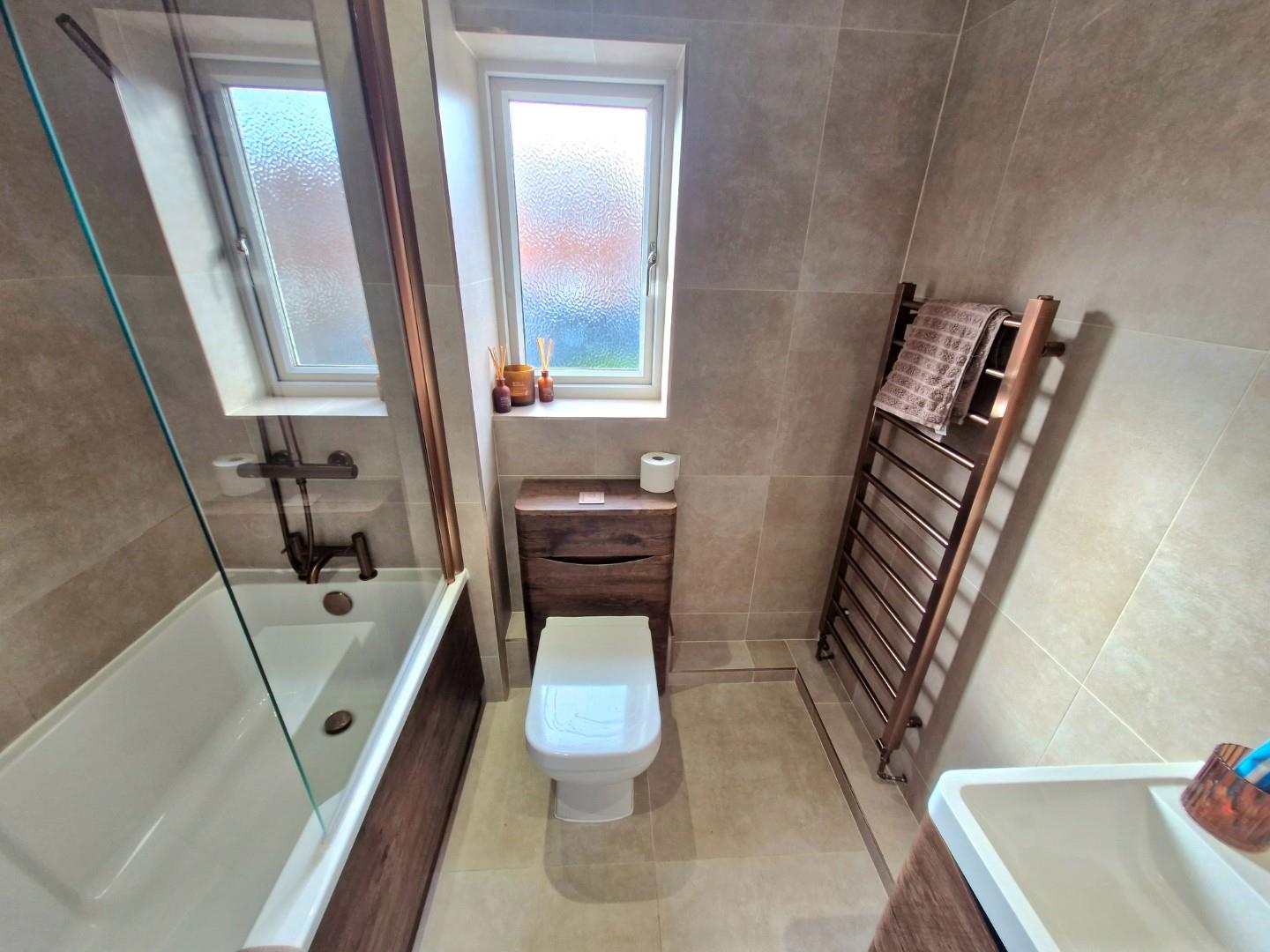 Leah Bank, Sandringham Gardens