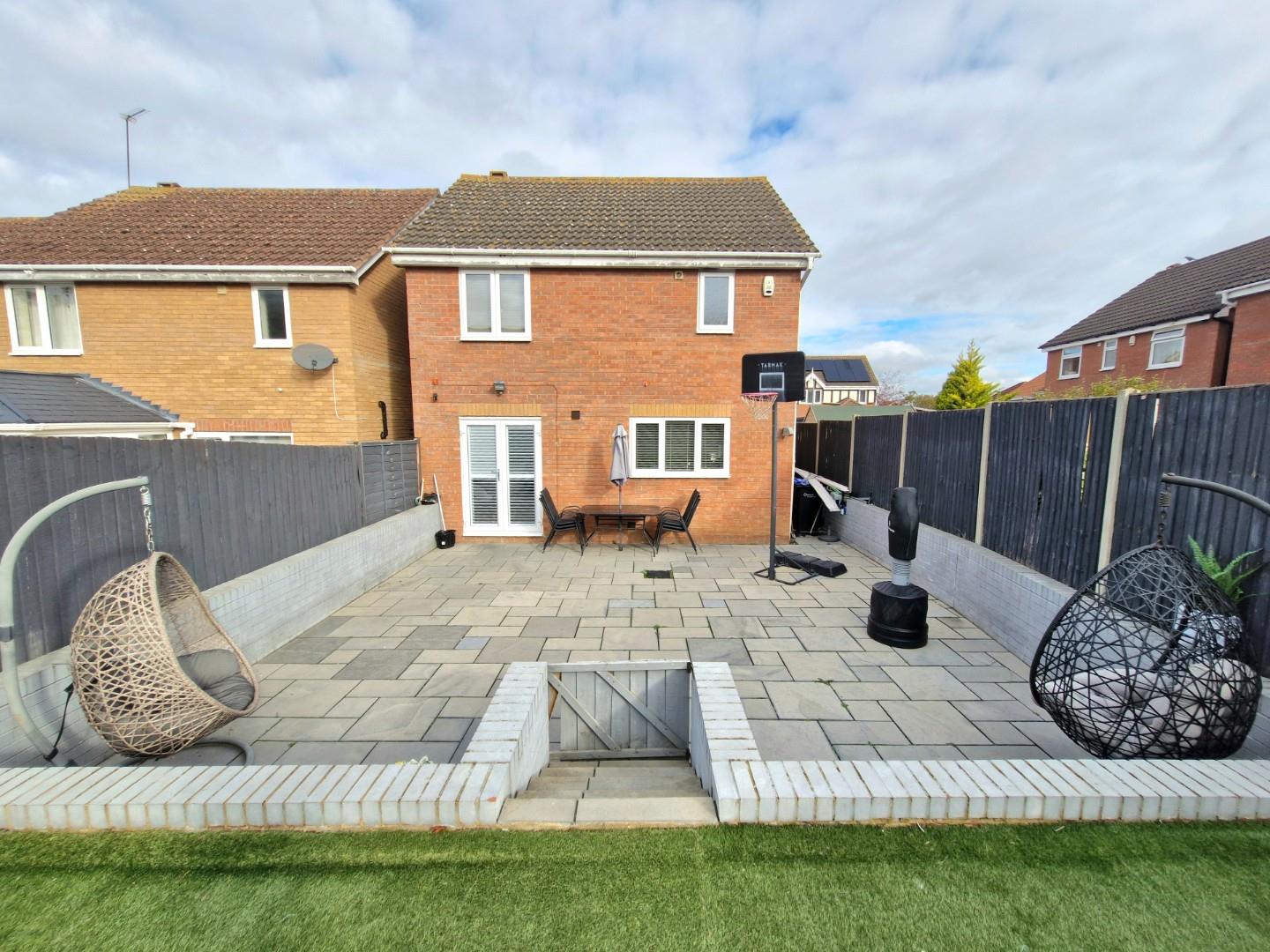 Leah Bank, Sandringham Gardens